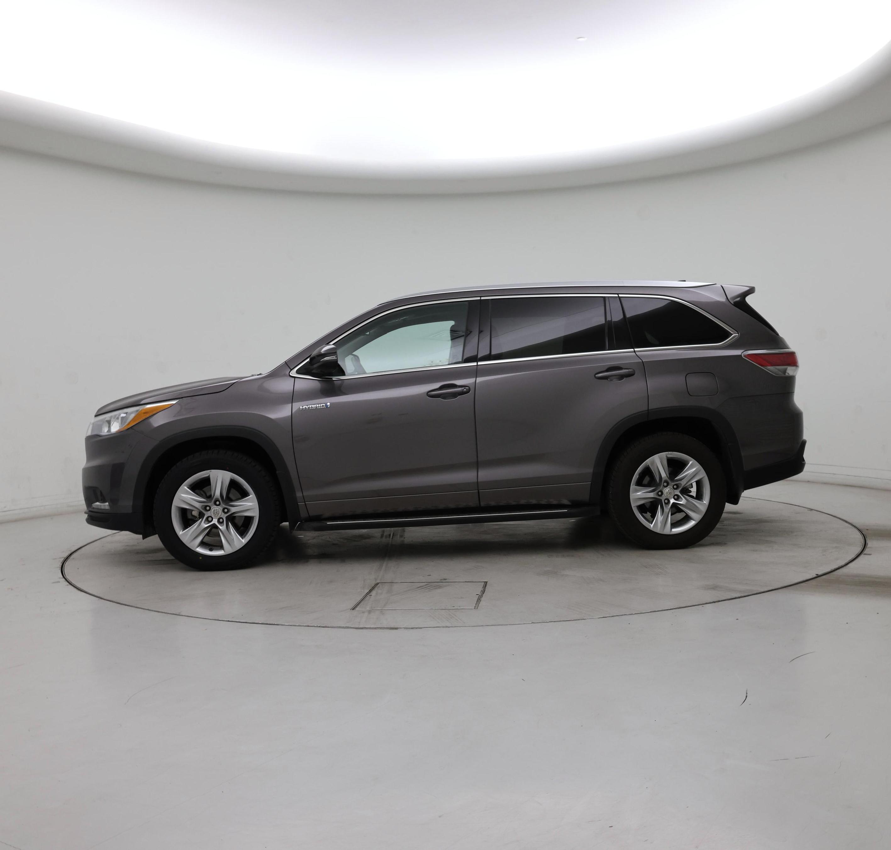 Thumbnail: 2015 Toyota Highlander - 3