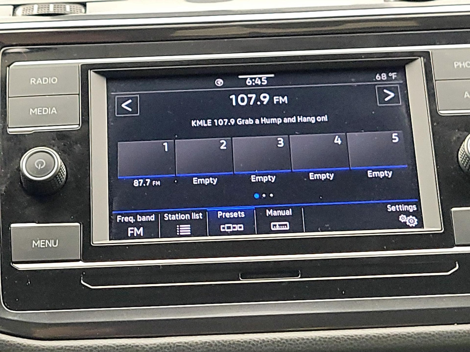 2020 Volkswagen Tiguan S - Photo 16
