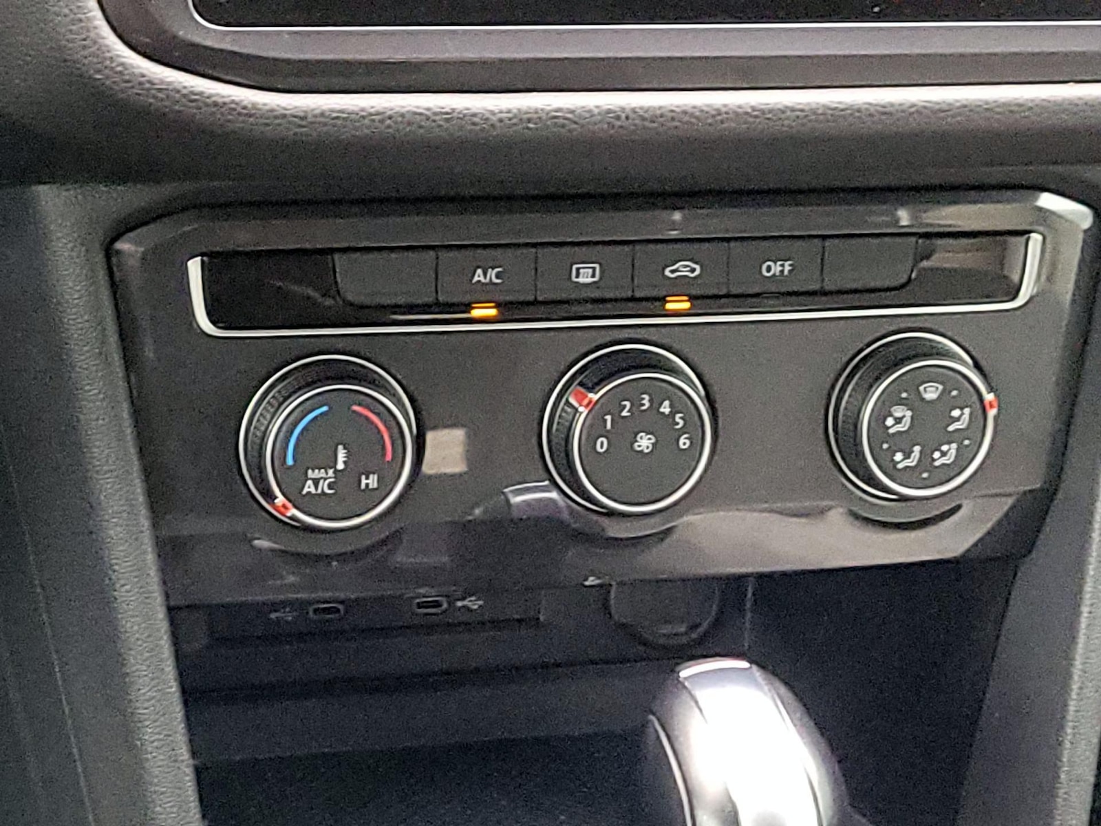 2020 Volkswagen Tiguan S - Photo 17