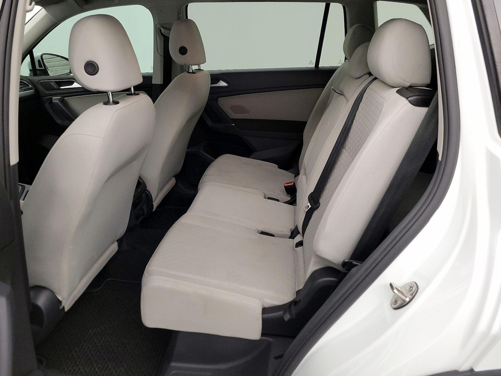2020 Volkswagen Tiguan S - Photo 20