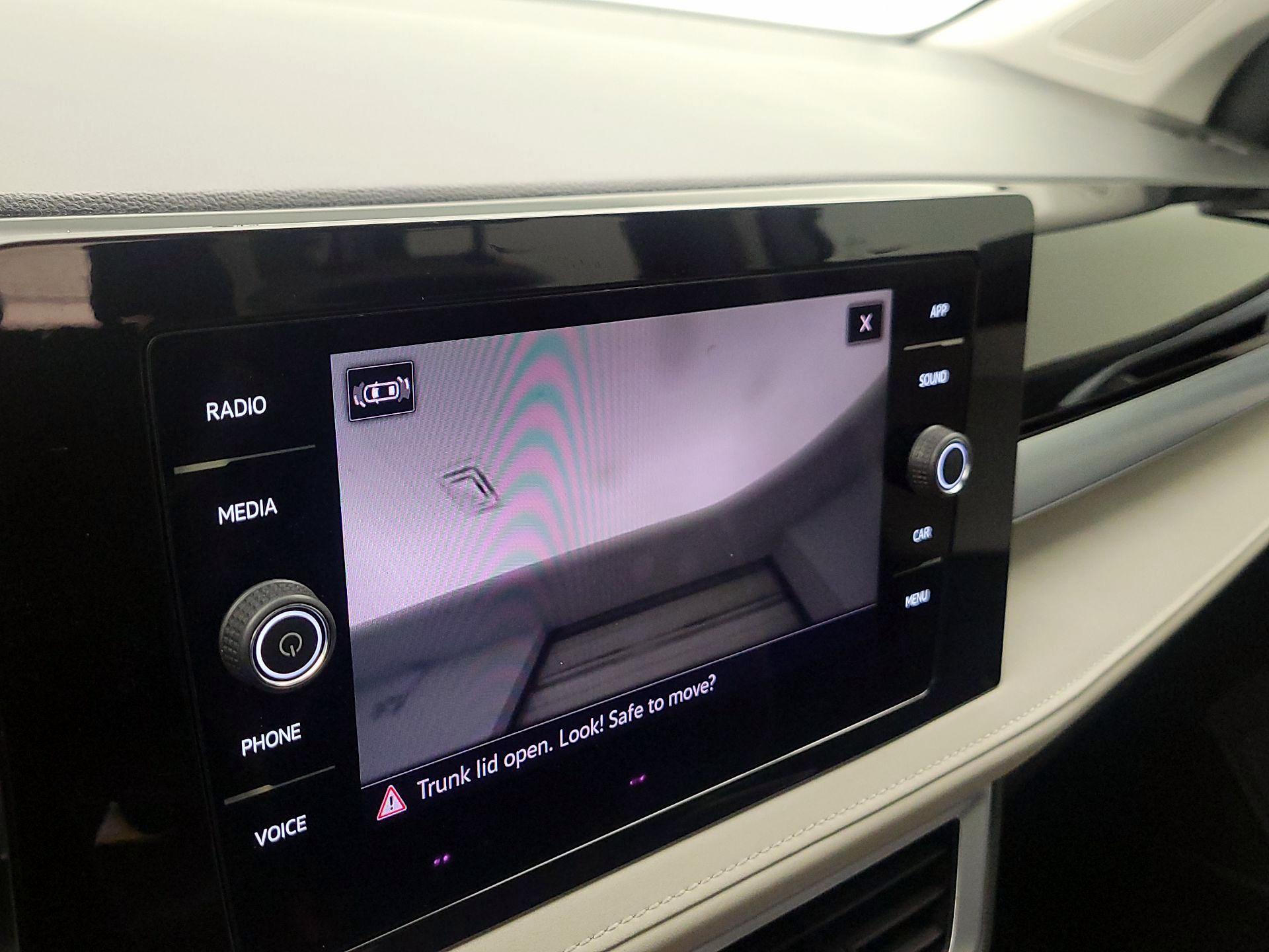 Thumbnail: 2025 Volkswagen Taos - 14