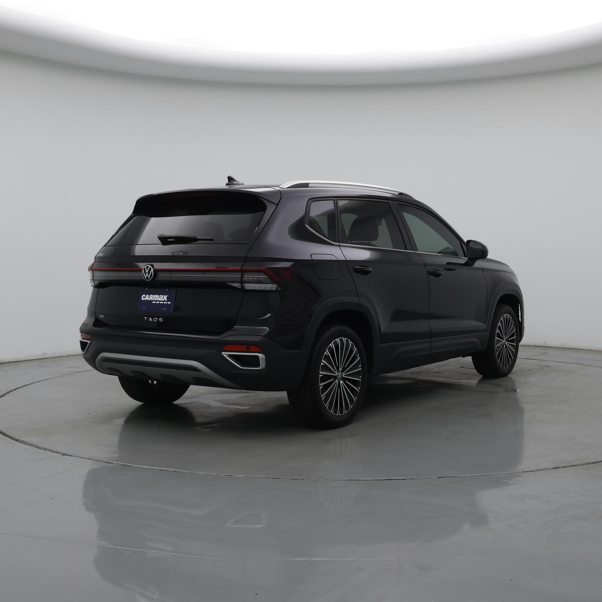 Thumbnail: 2025 Volkswagen Taos - 8