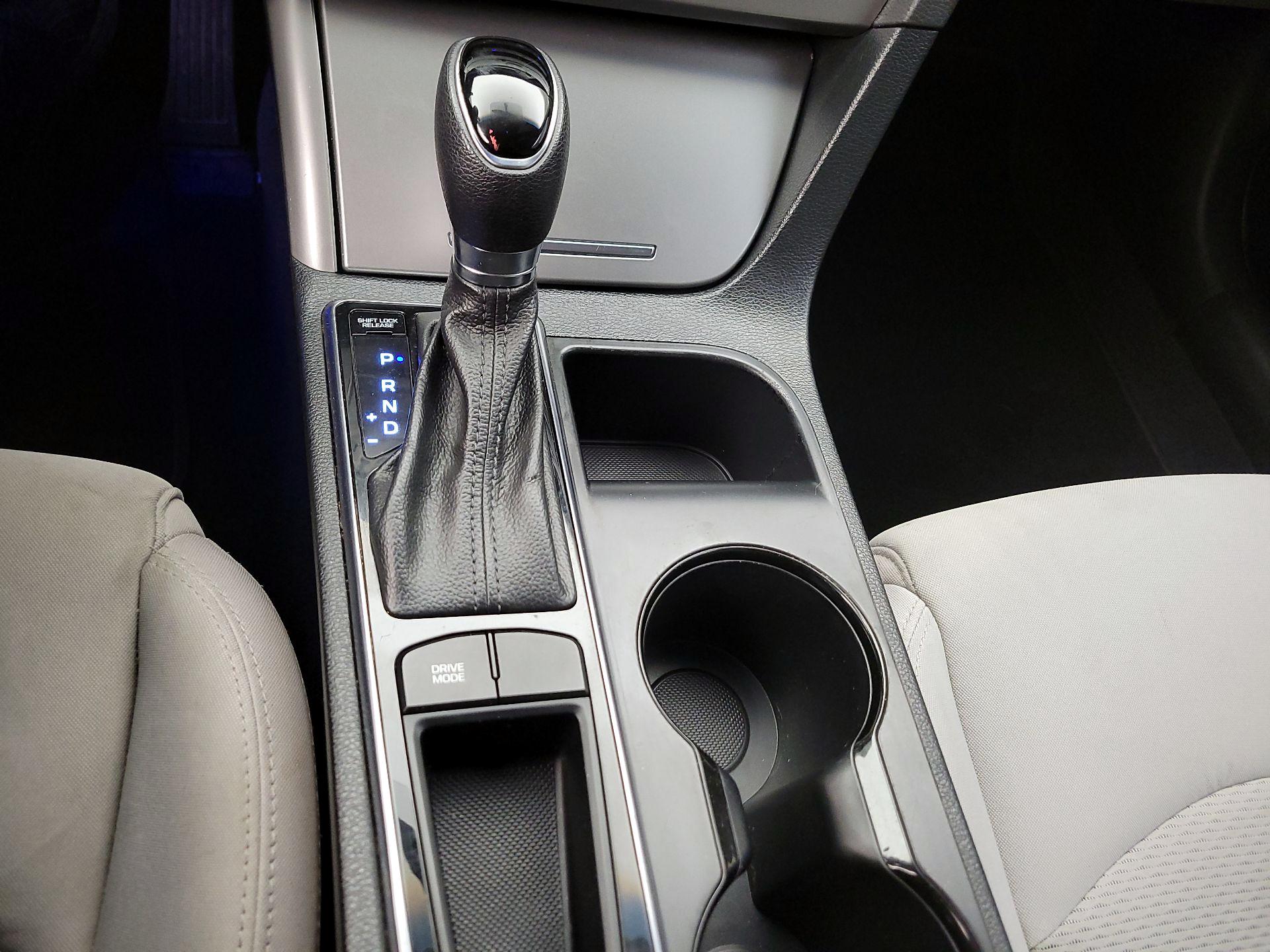 Thumbnail: 2017 Hyundai Sonata - 16