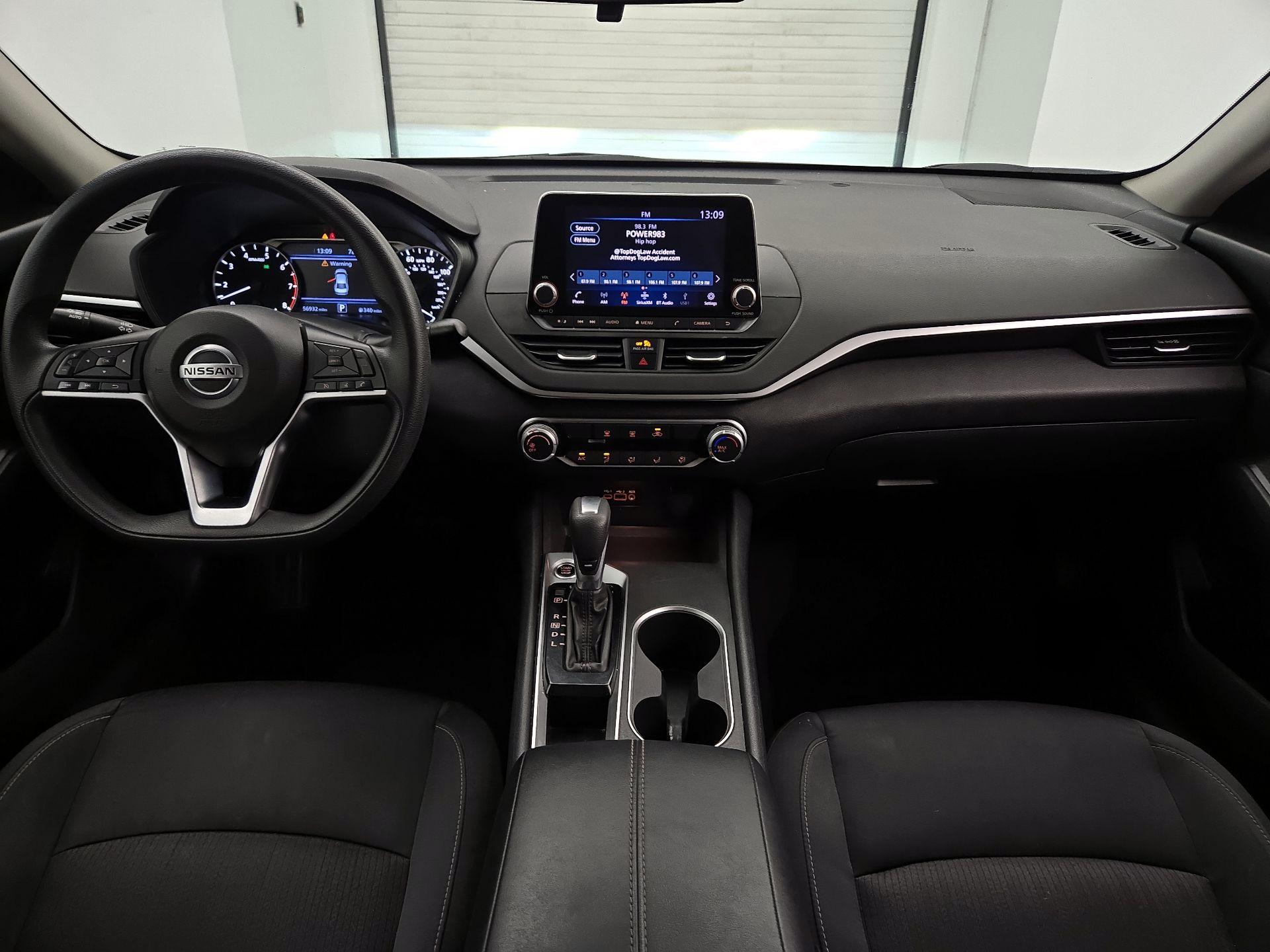 Thumbnail: 2022 Nissan Altima - 9