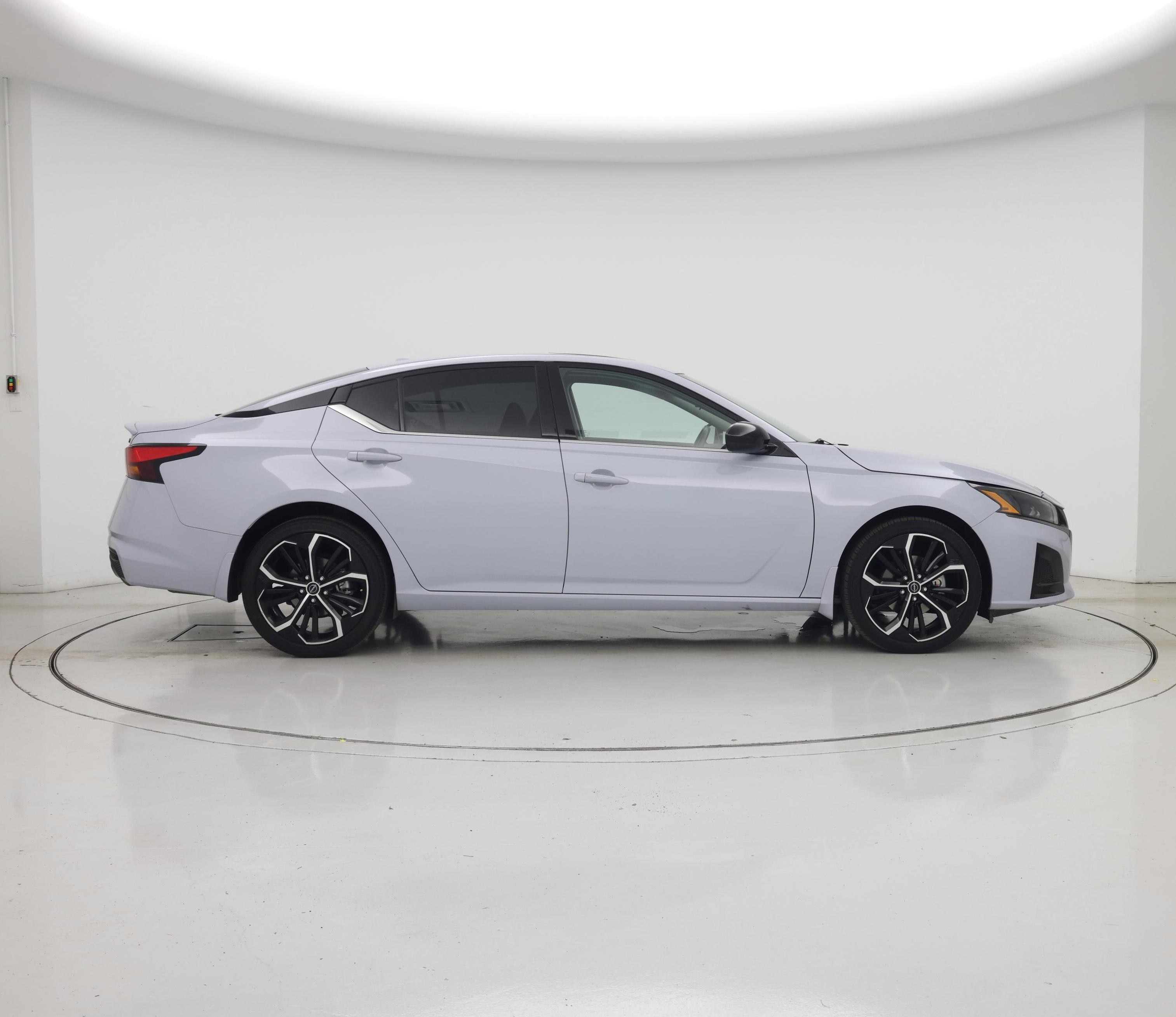 Thumbnail: 2023 Nissan Altima - 7