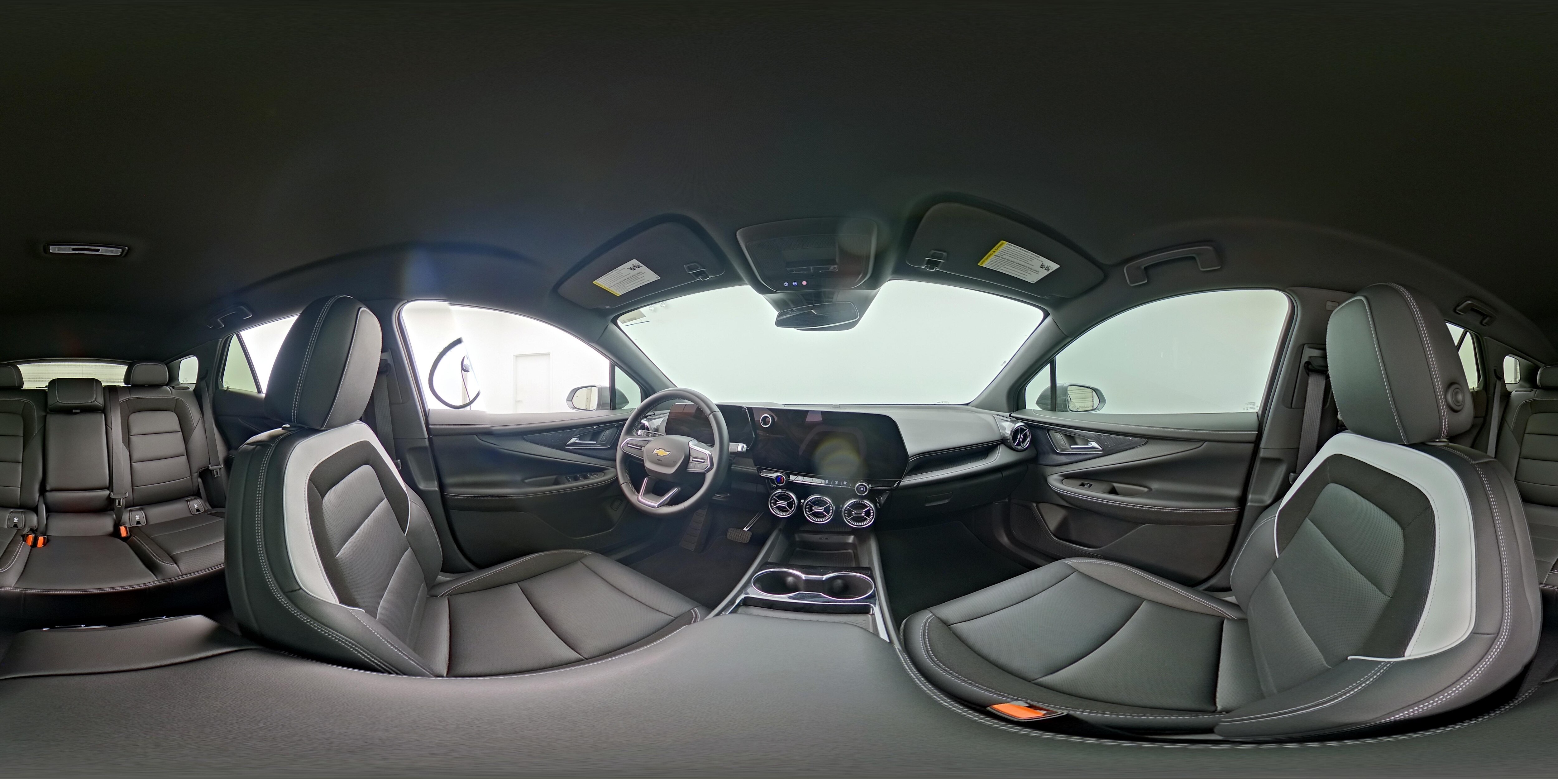 2024 Chevrolet Blazer EV LT - Photo 25