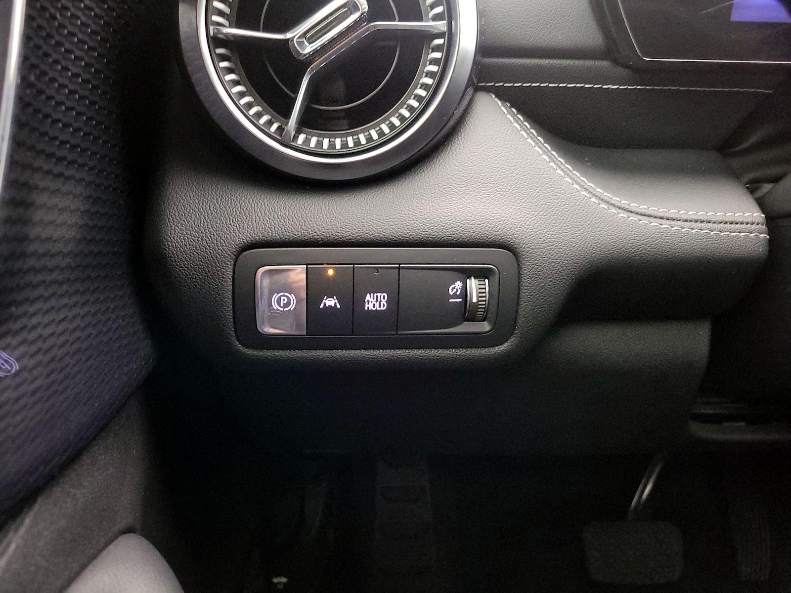 2024 Chevrolet Blazer EV LT - Photo 14
