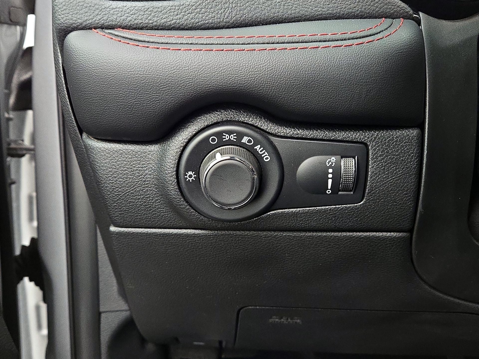 2025 Dodge Durango GT - Photo 14