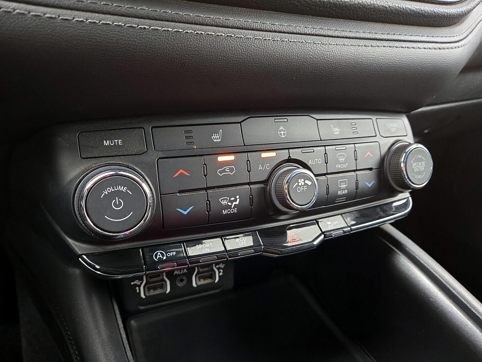 Thumbnail: 2023 Dodge Durango - 16