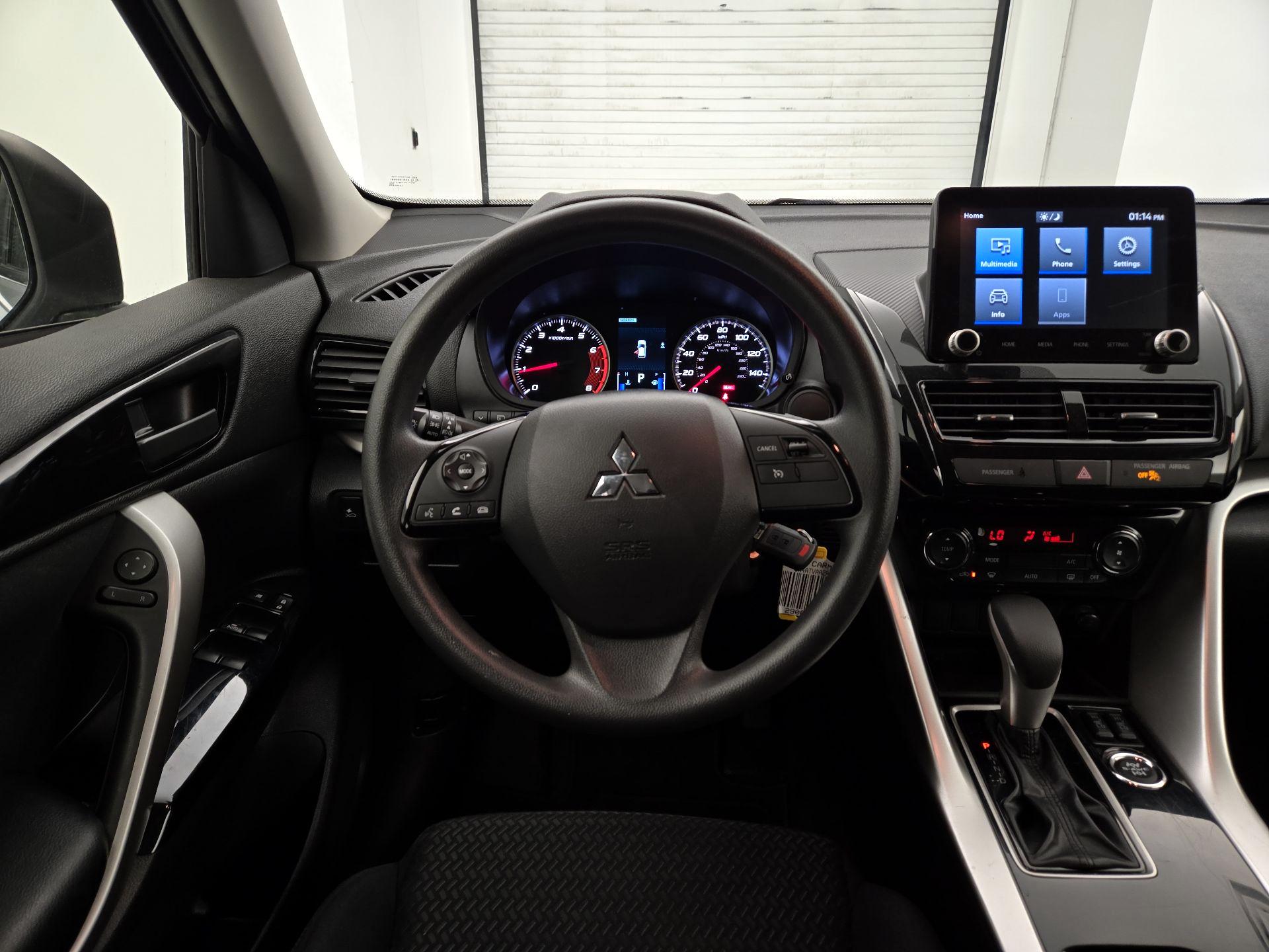 Thumbnail: 2023 Mitsubishi Eclipse Cross - 10
