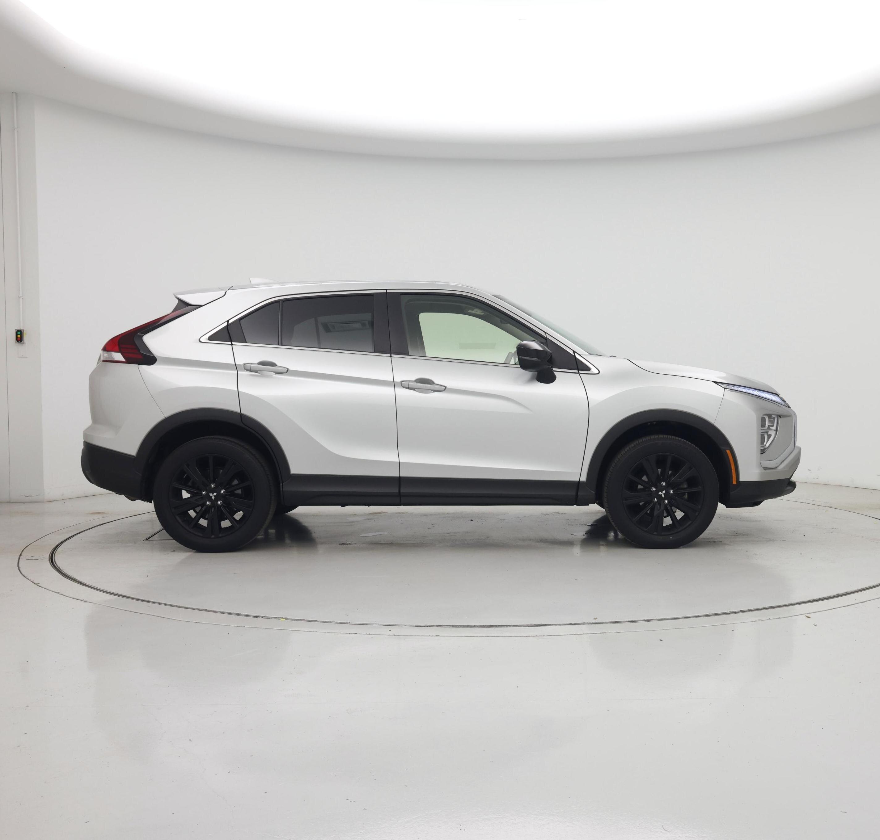 Thumbnail: 2023 Mitsubishi Eclipse Cross - 7