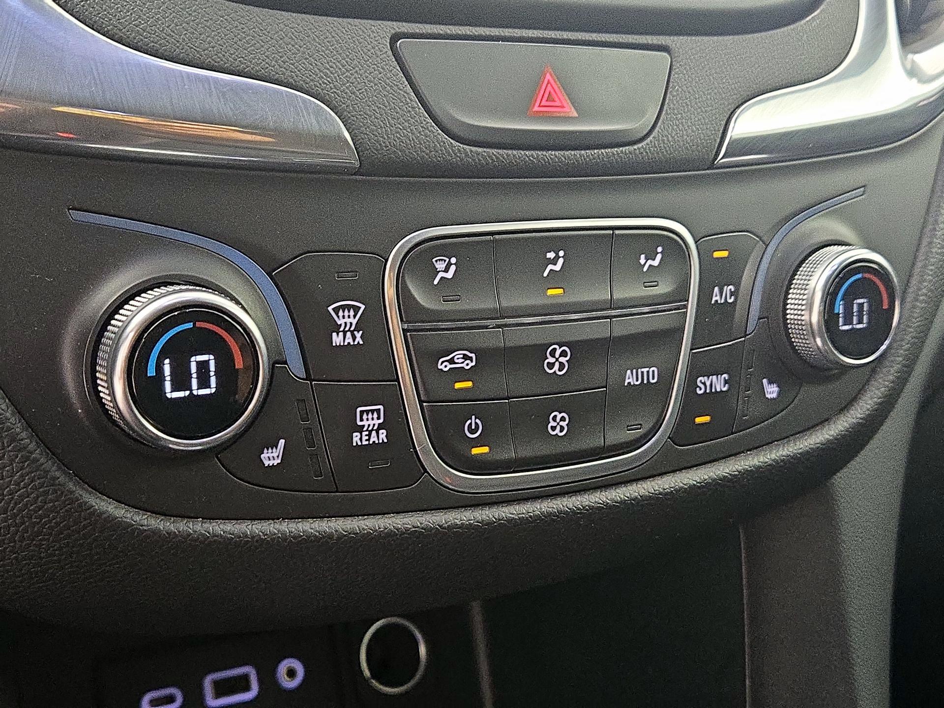 Thumbnail: 2020 Chevrolet Equinox - 16