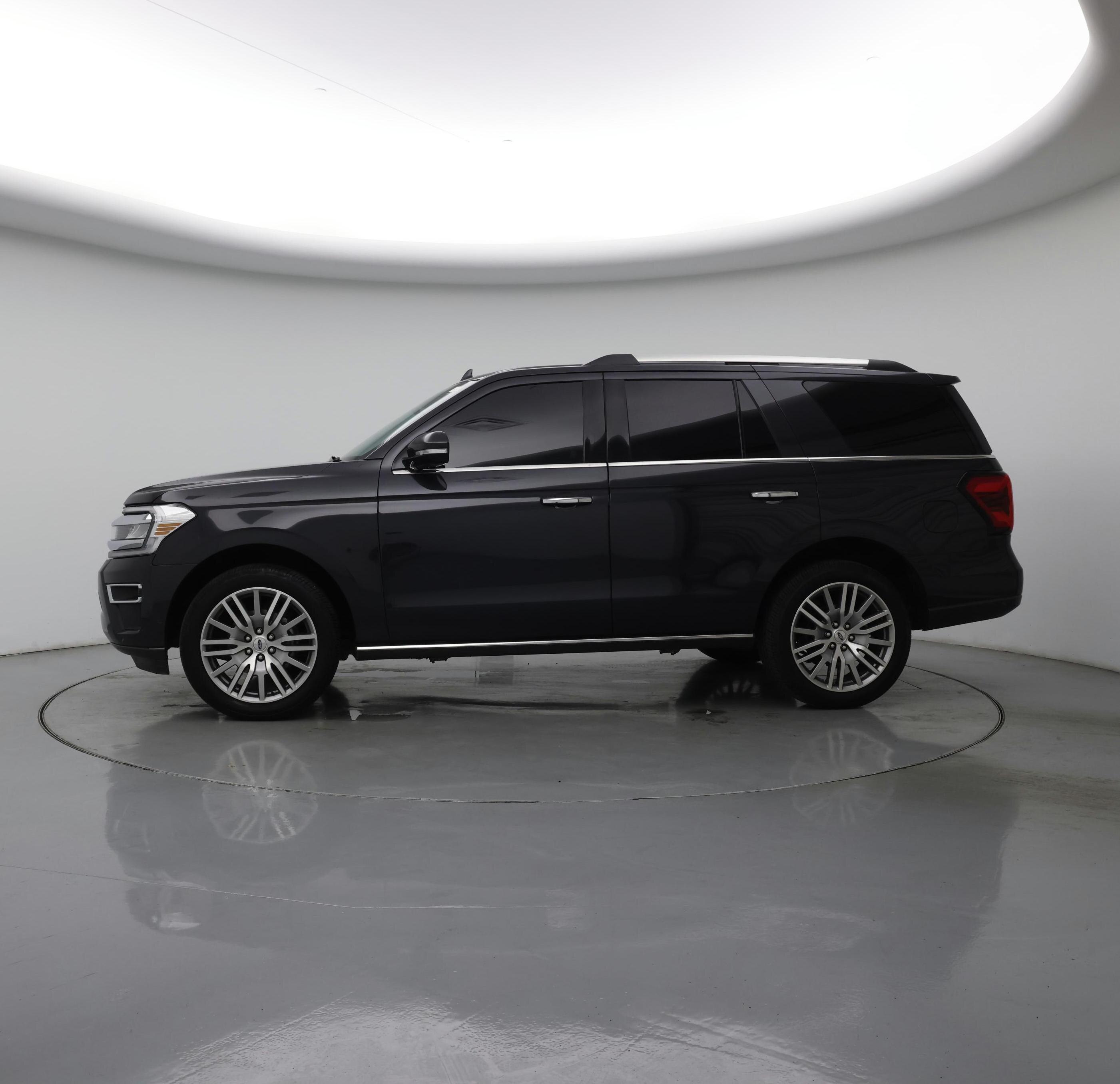 Thumbnail: 2022 Ford Expedition - 3
