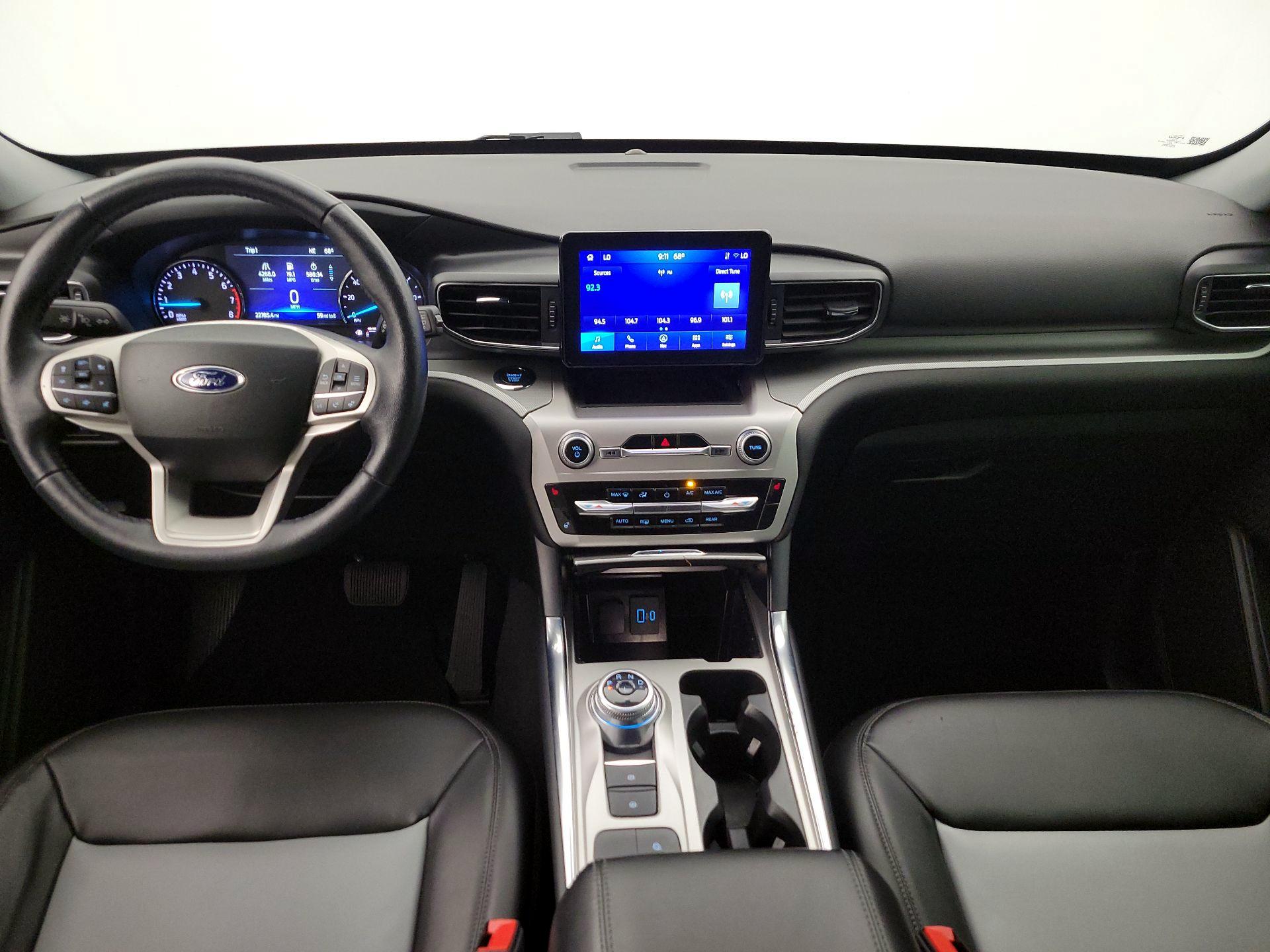 Thumbnail: 2022 Ford Explorer - 9