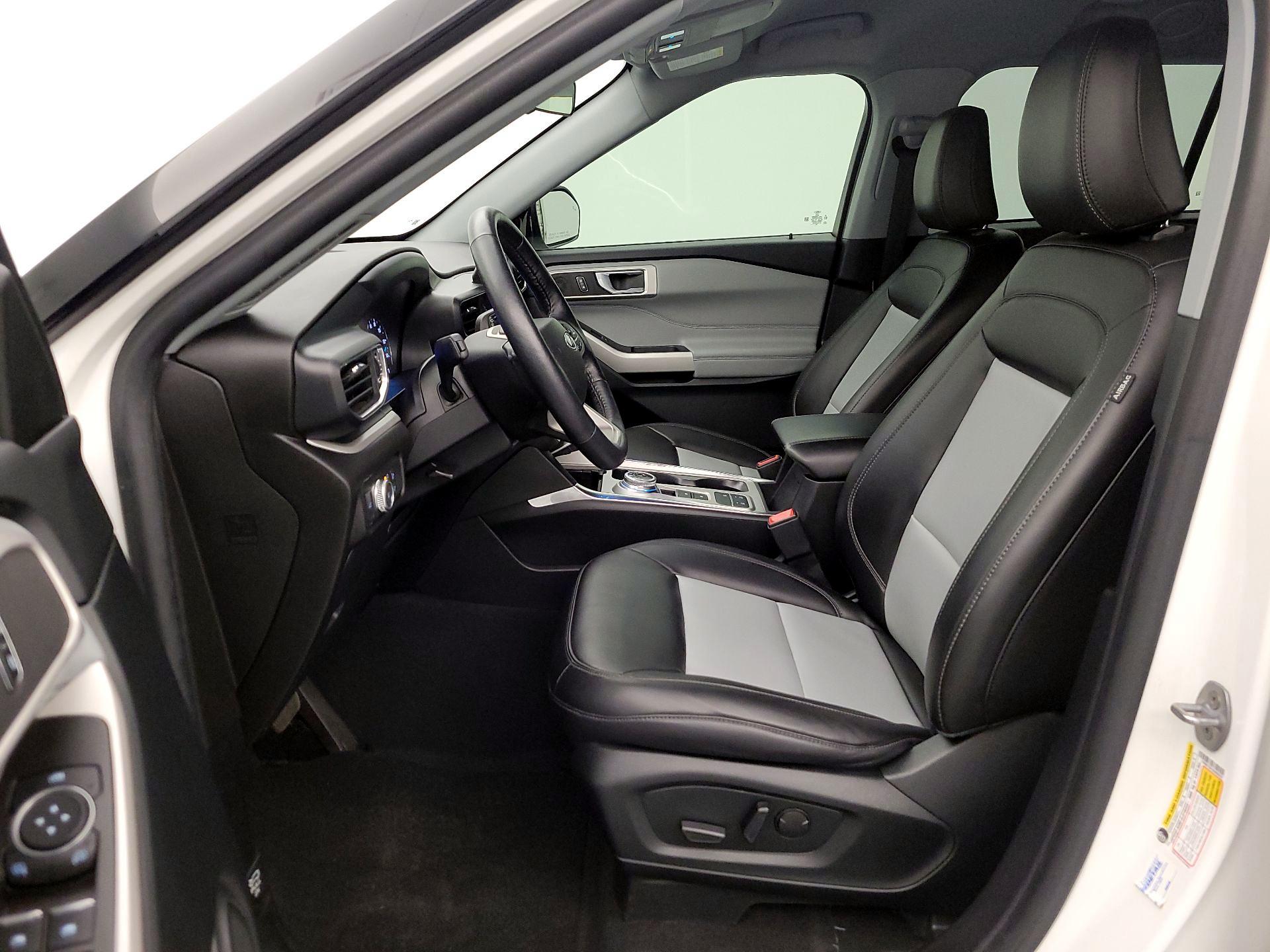 Thumbnail: 2022 Ford Explorer - 11