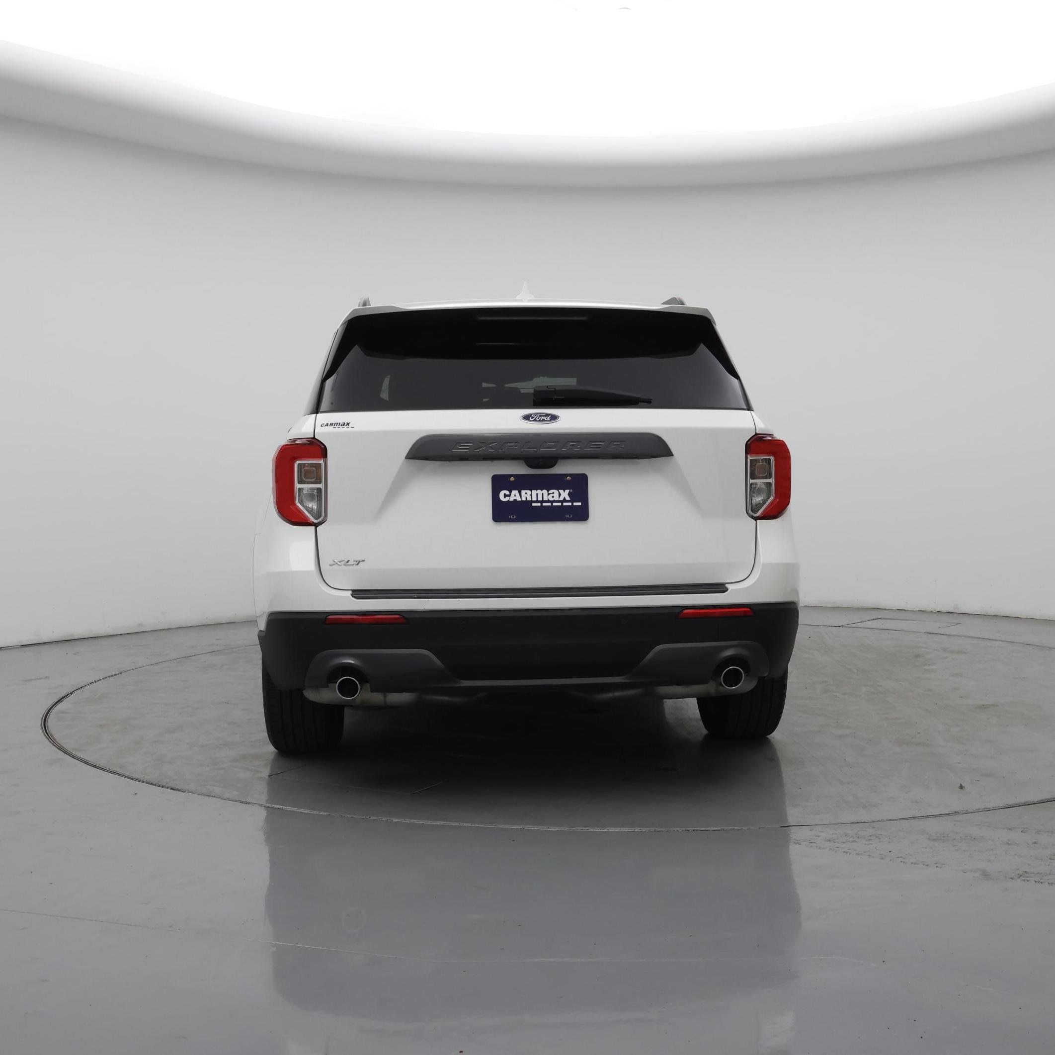 Thumbnail: 2022 Ford Explorer - 6