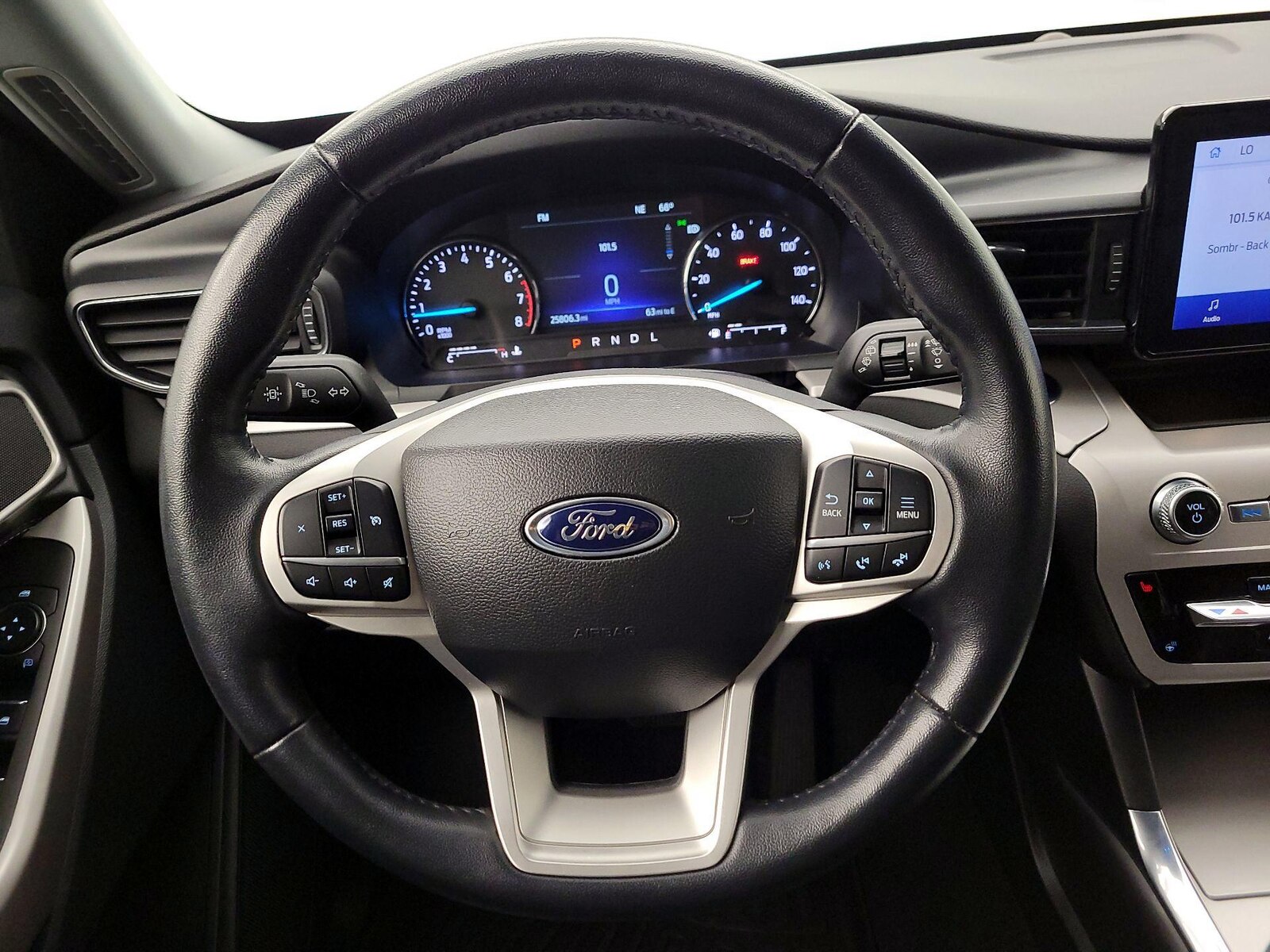 2023 Ford Explorer XLT - Photo 11