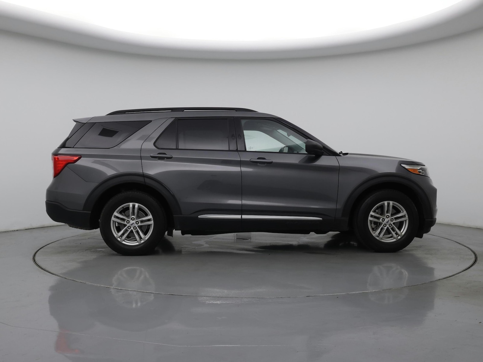 2023 Ford Explorer XLT - Photo 8