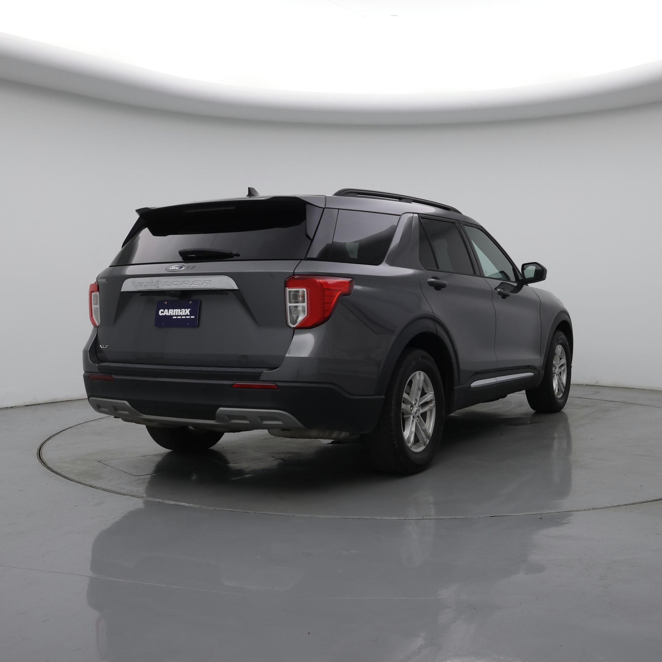Thumbnail: 2023 Ford Explorer - 8