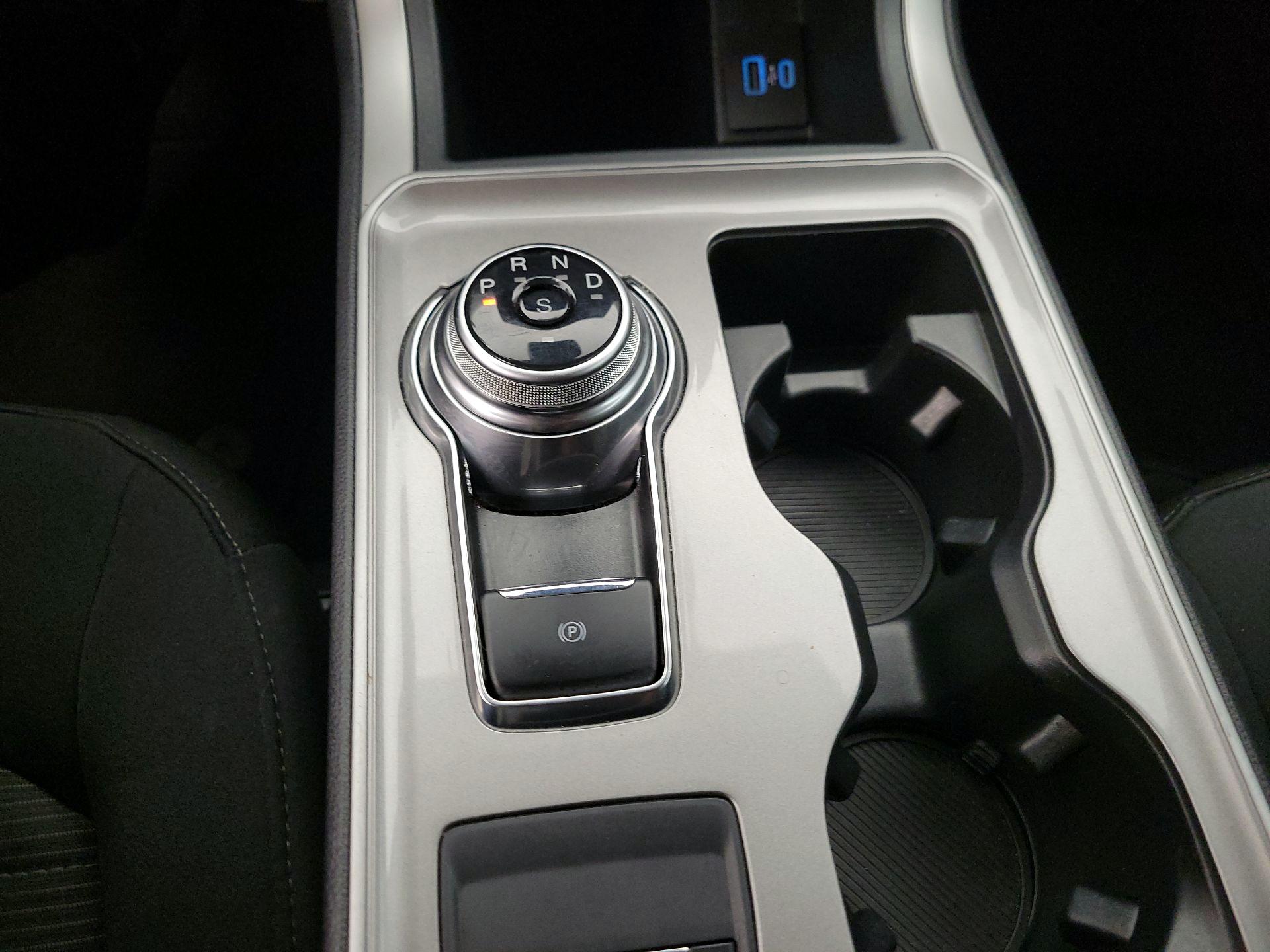 Thumbnail: 2024 Ford Edge - 17