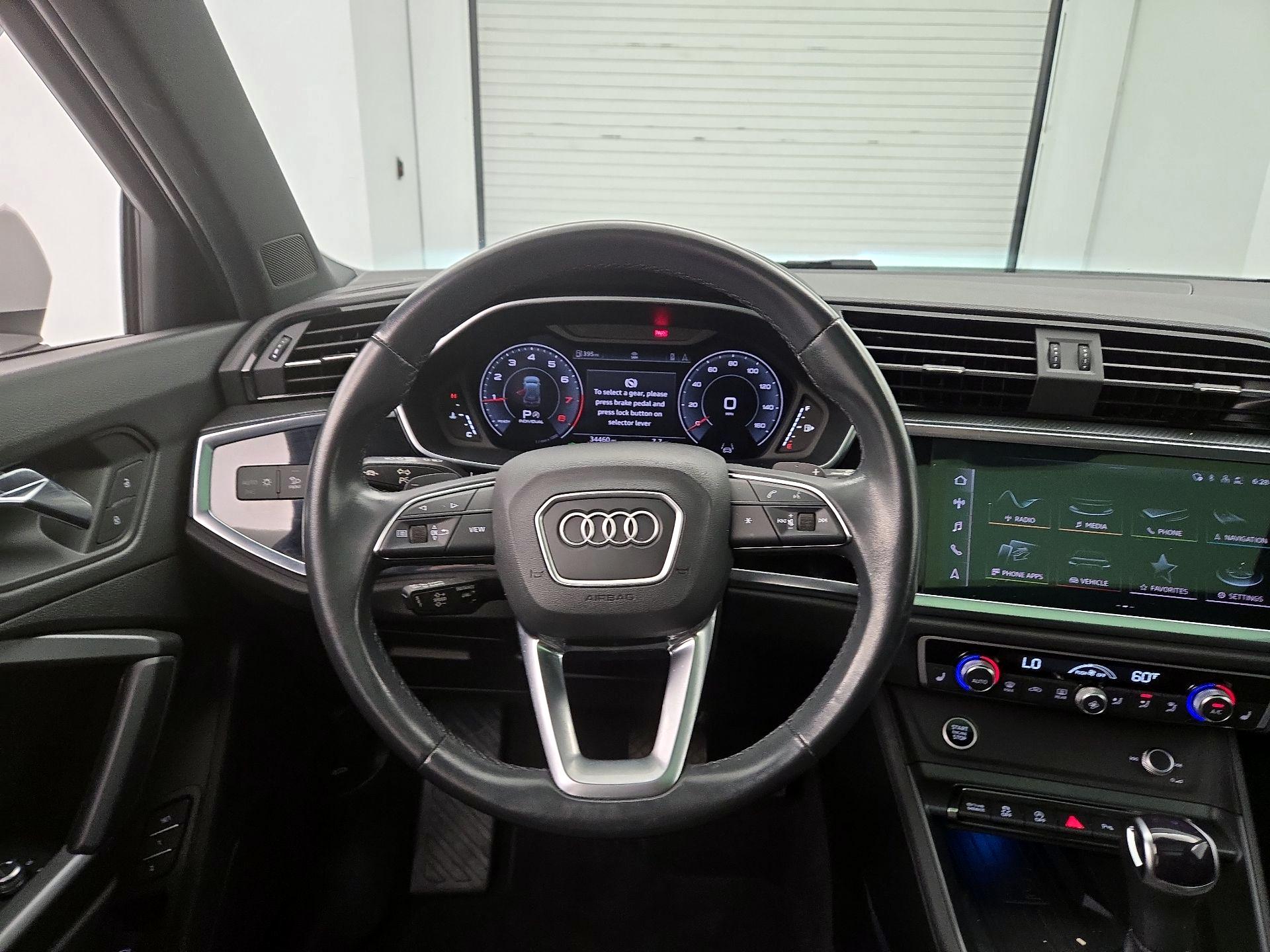 Thumbnail: 2022 Audi Q3 - 10