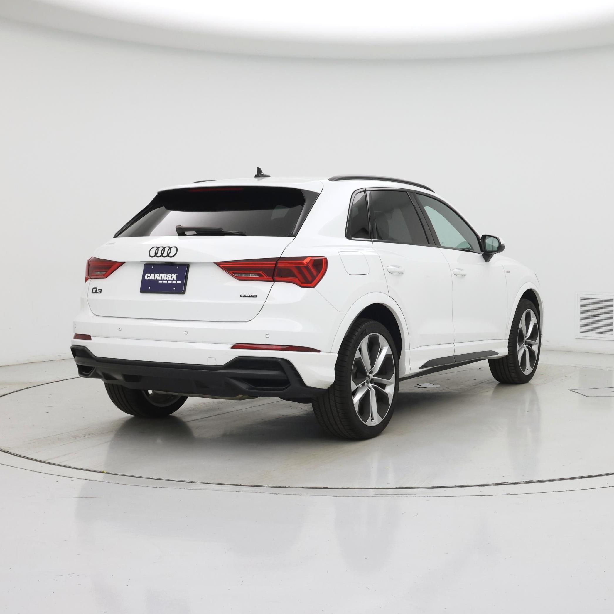 Thumbnail: 2022 Audi Q3 - 8