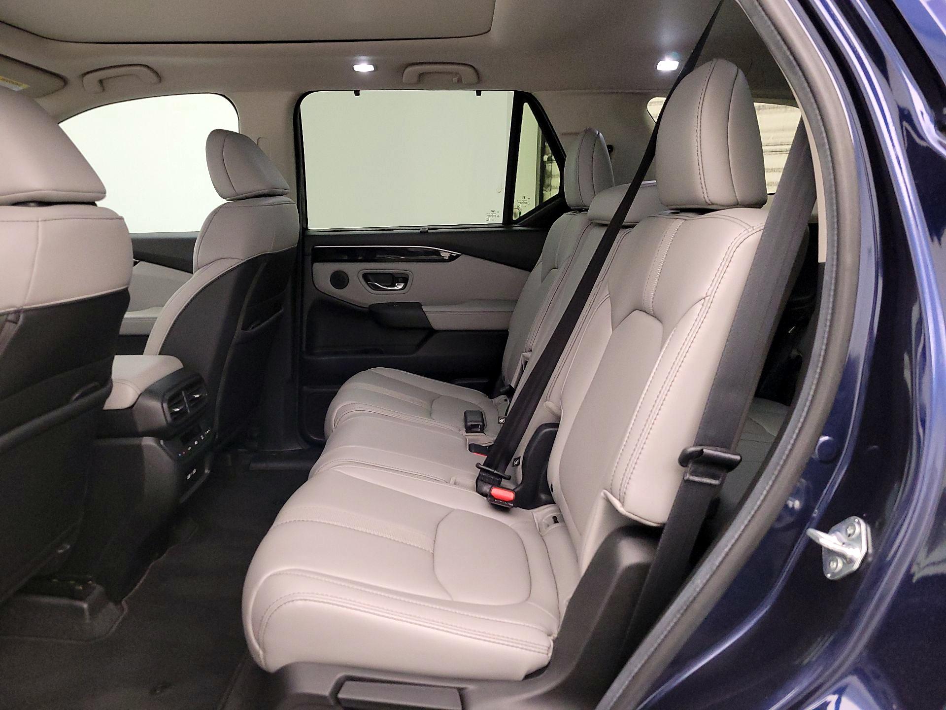 Thumbnail: 2023 Honda Pilot - 20