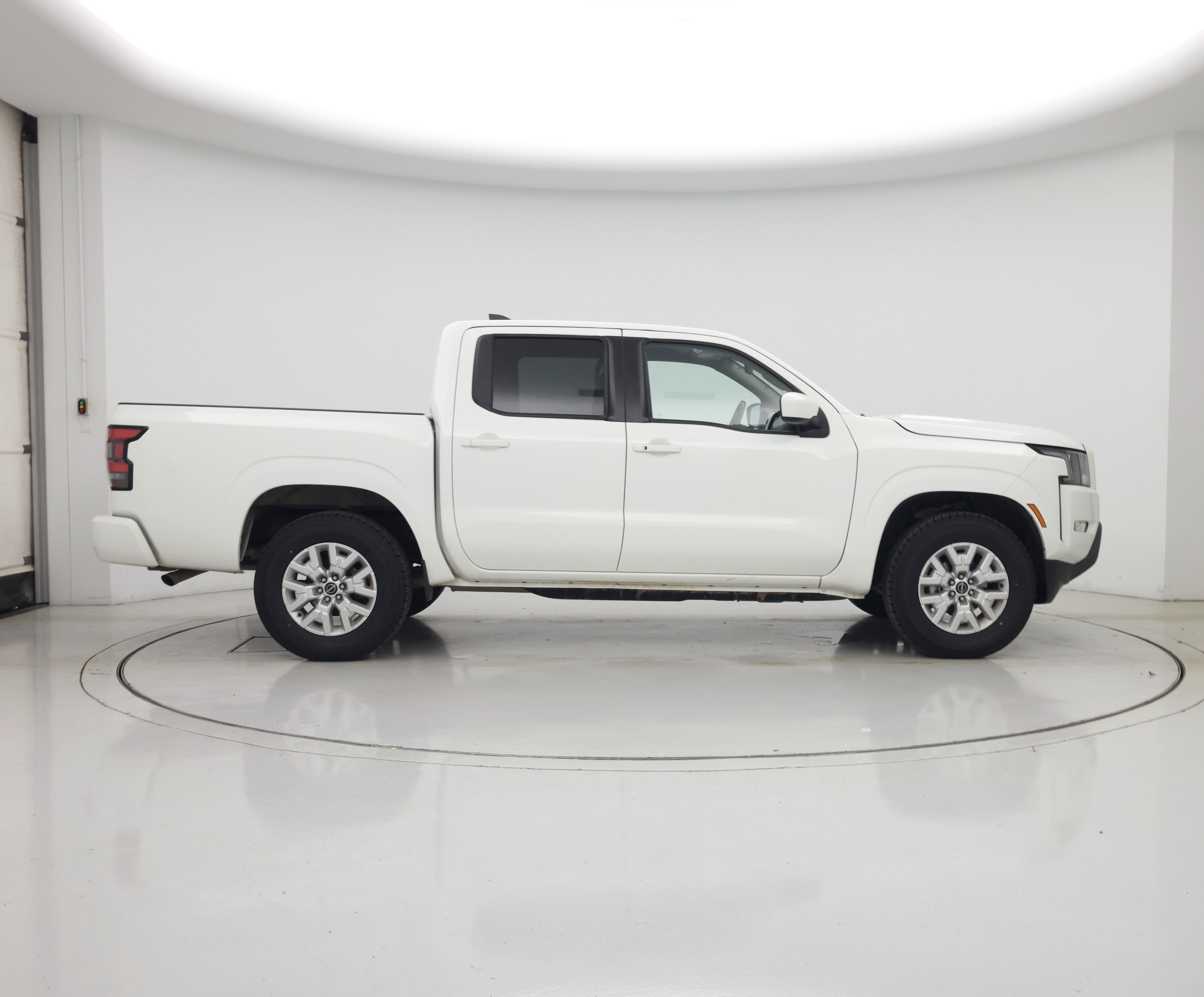 Thumbnail: 2024 Nissan Frontier - 7
