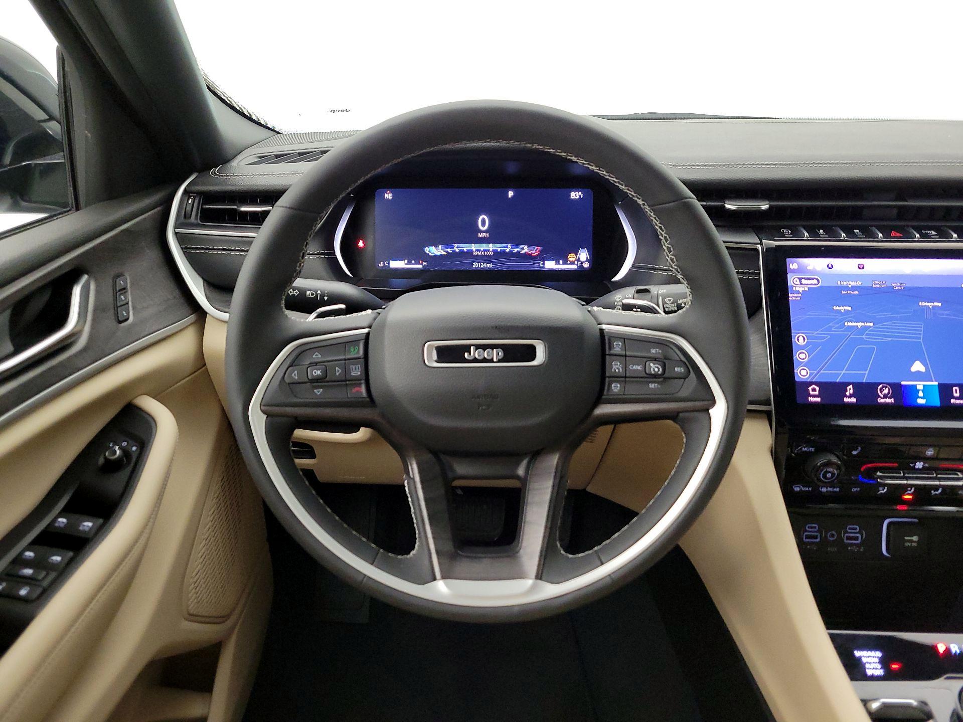 Thumbnail: 2023 Jeep Grand Cherokee - 10
