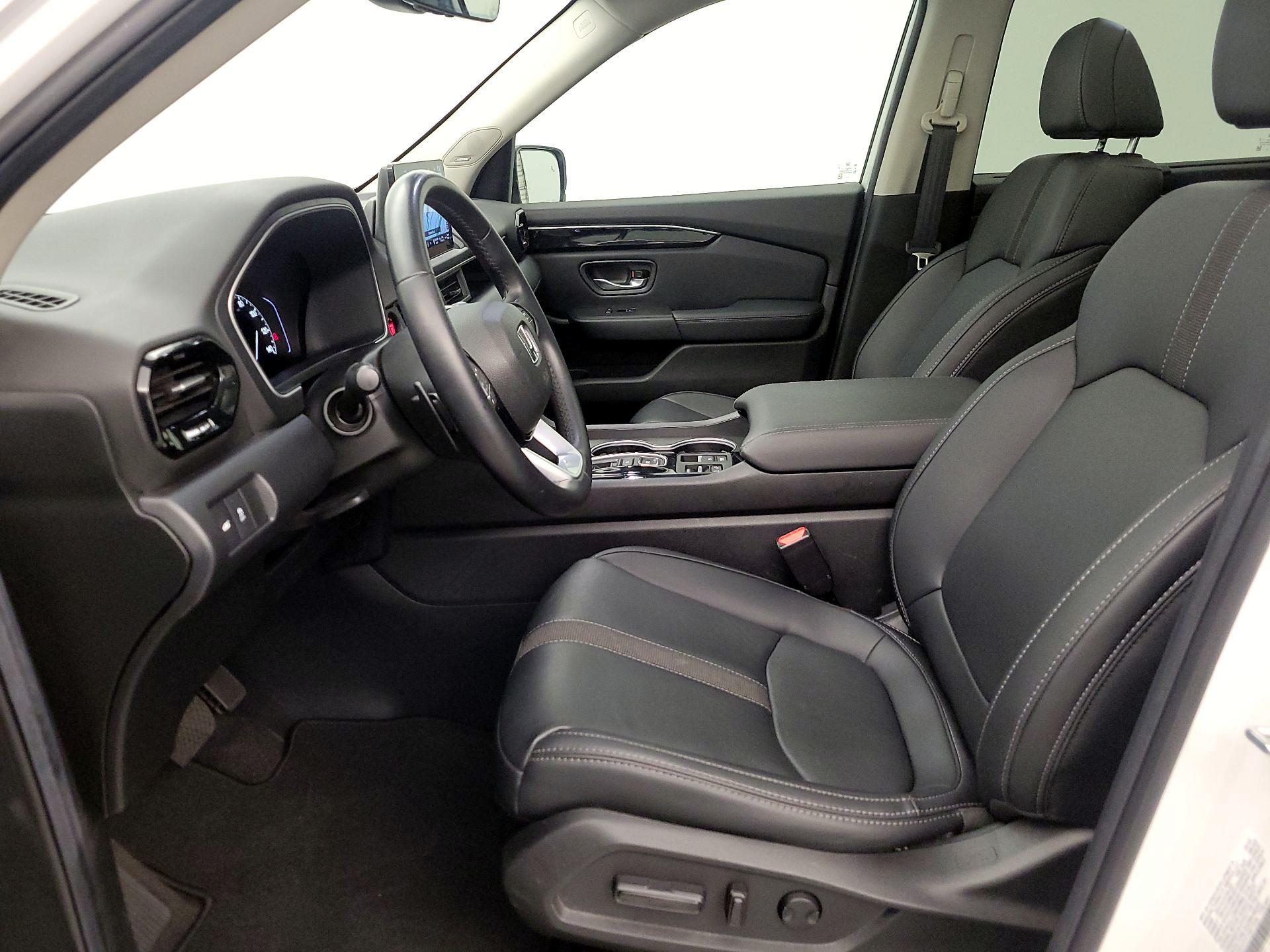 Thumbnail: 2025 Honda Pilot - 11