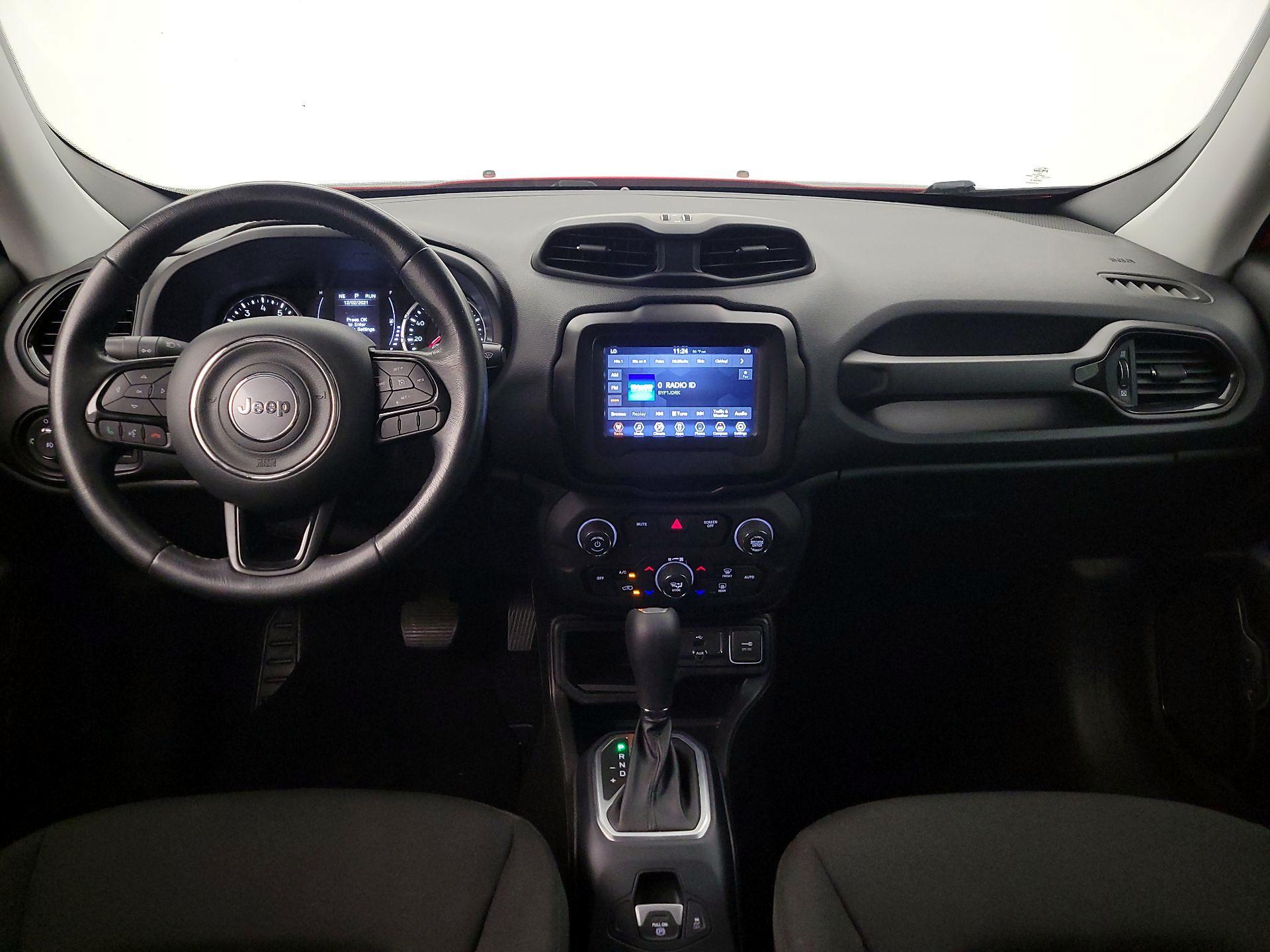 Thumbnail: 2020 Jeep Renegade - 9
