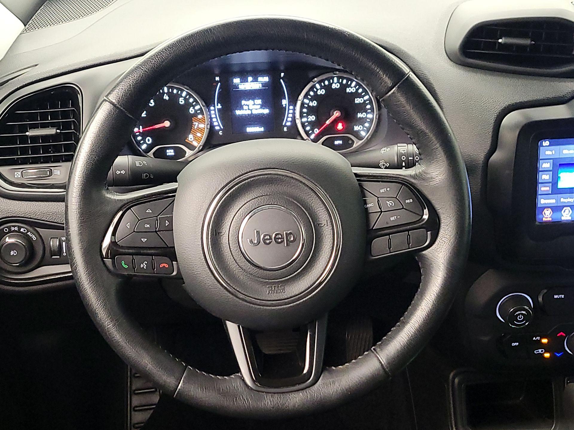 Thumbnail: 2020 Jeep Renegade - 10