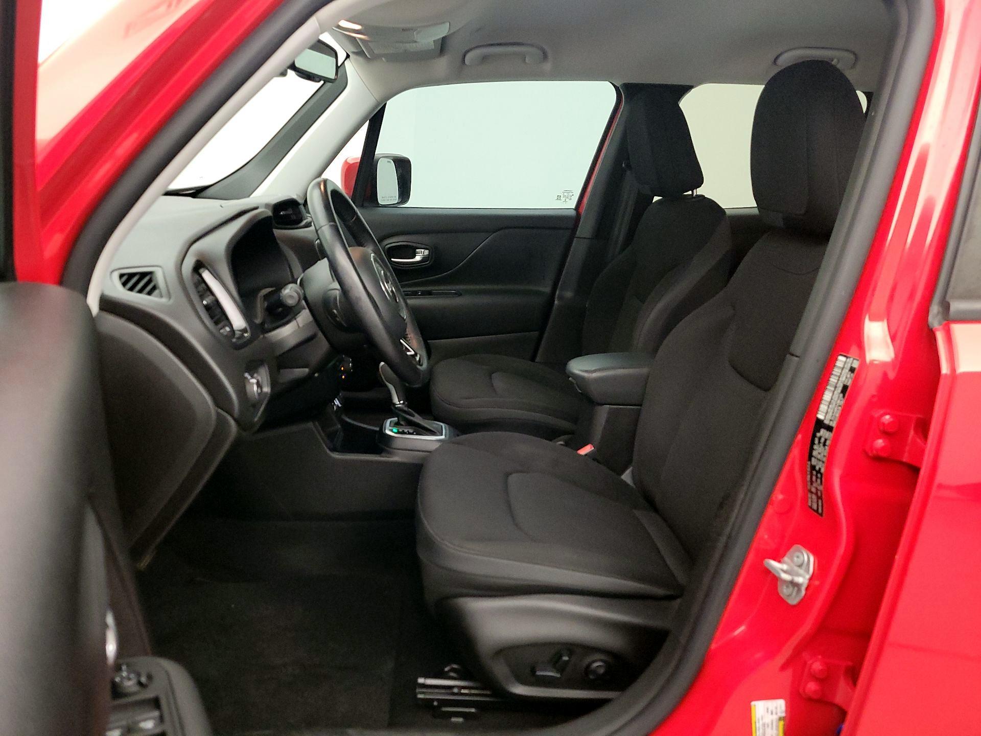 Thumbnail: 2020 Jeep Renegade - 11