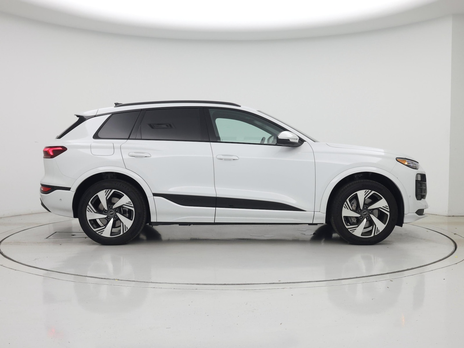 2025 Audi Q6 e-tron Premium Plus - Photo 8