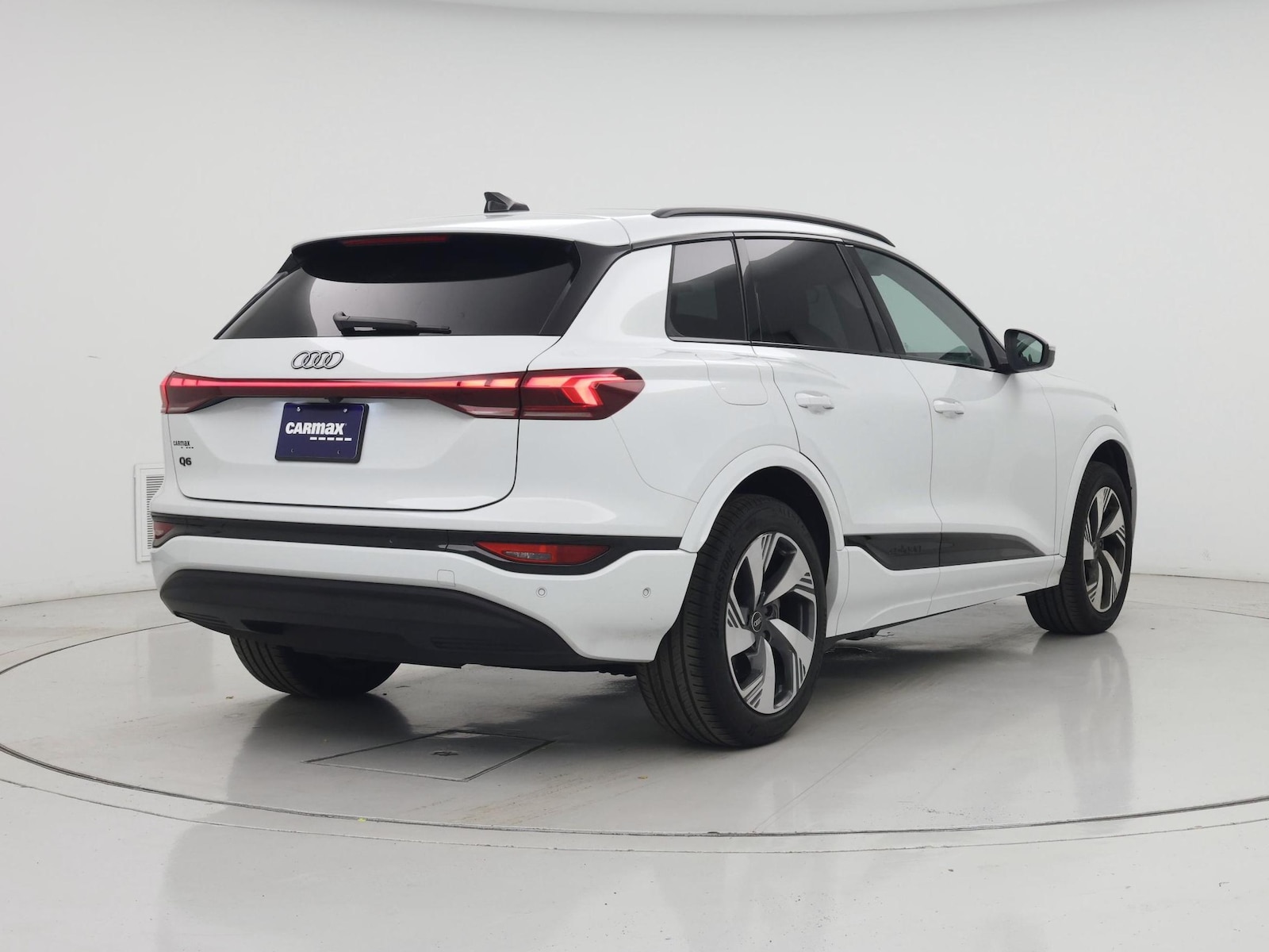 2025 Audi Q6 e-tron Premium Plus - Photo 9