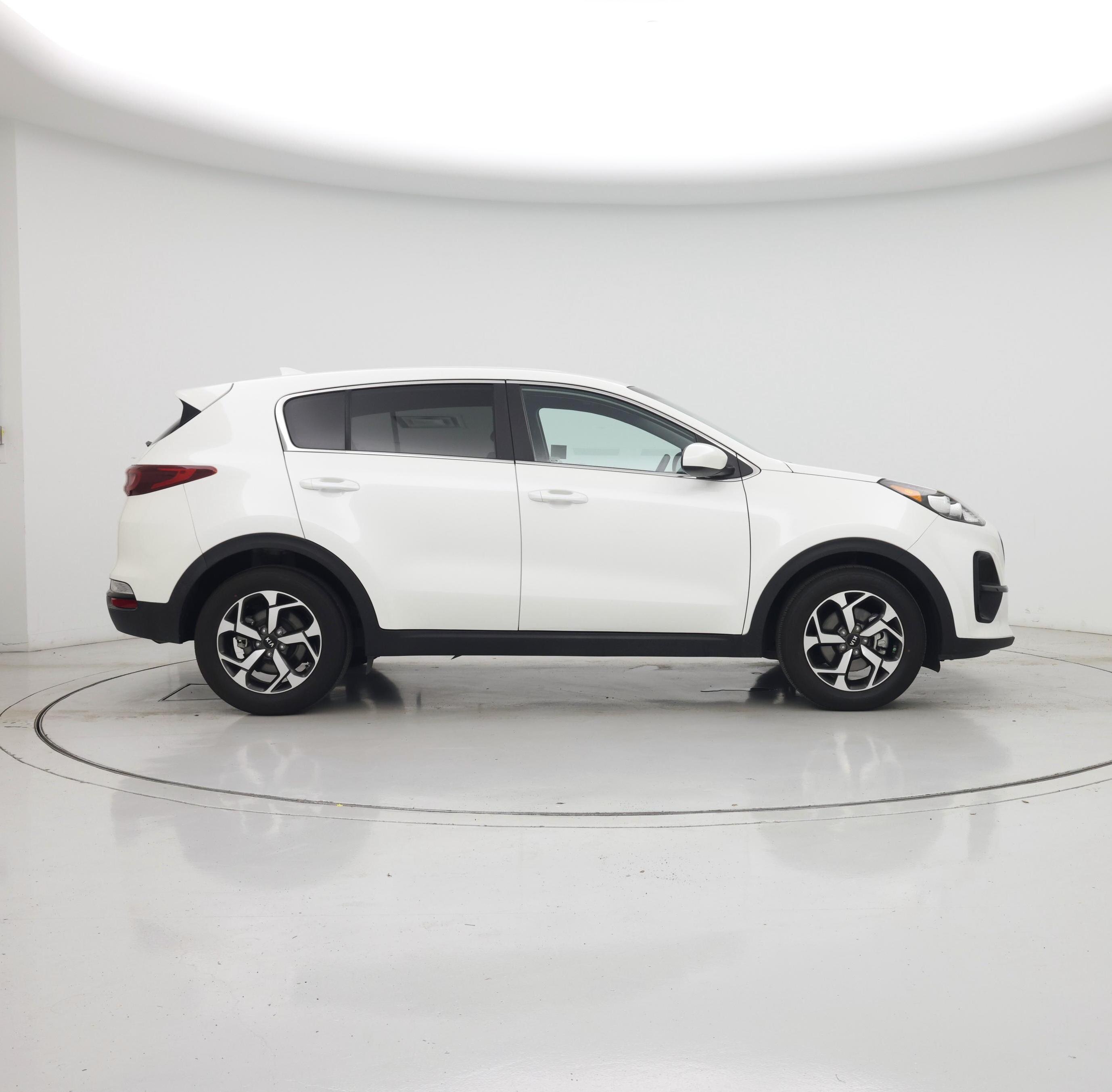 Thumbnail: 2022 Kia Sportage - 7