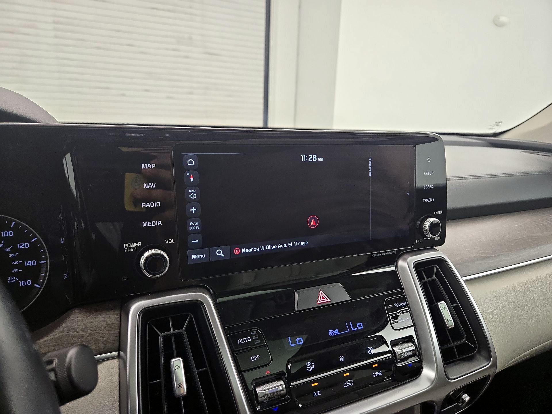 Thumbnail: 2023 Kia Sorento - 12