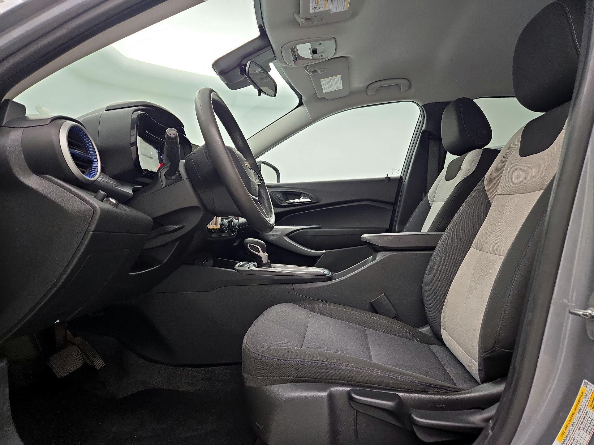 Thumbnail: 2024 Chevrolet Trax - 11