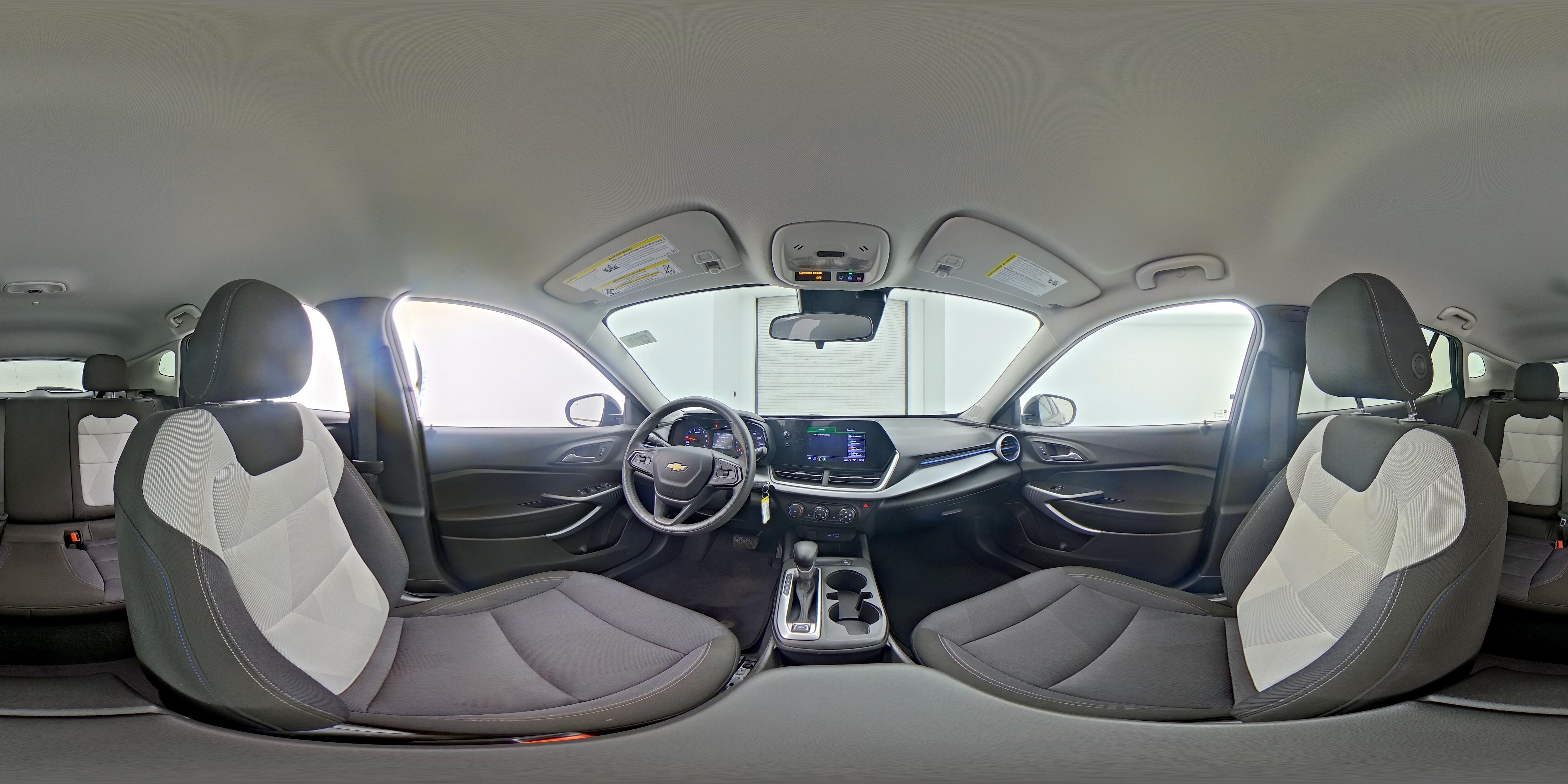 2025 Chevrolet Trax LS - Photo 25
