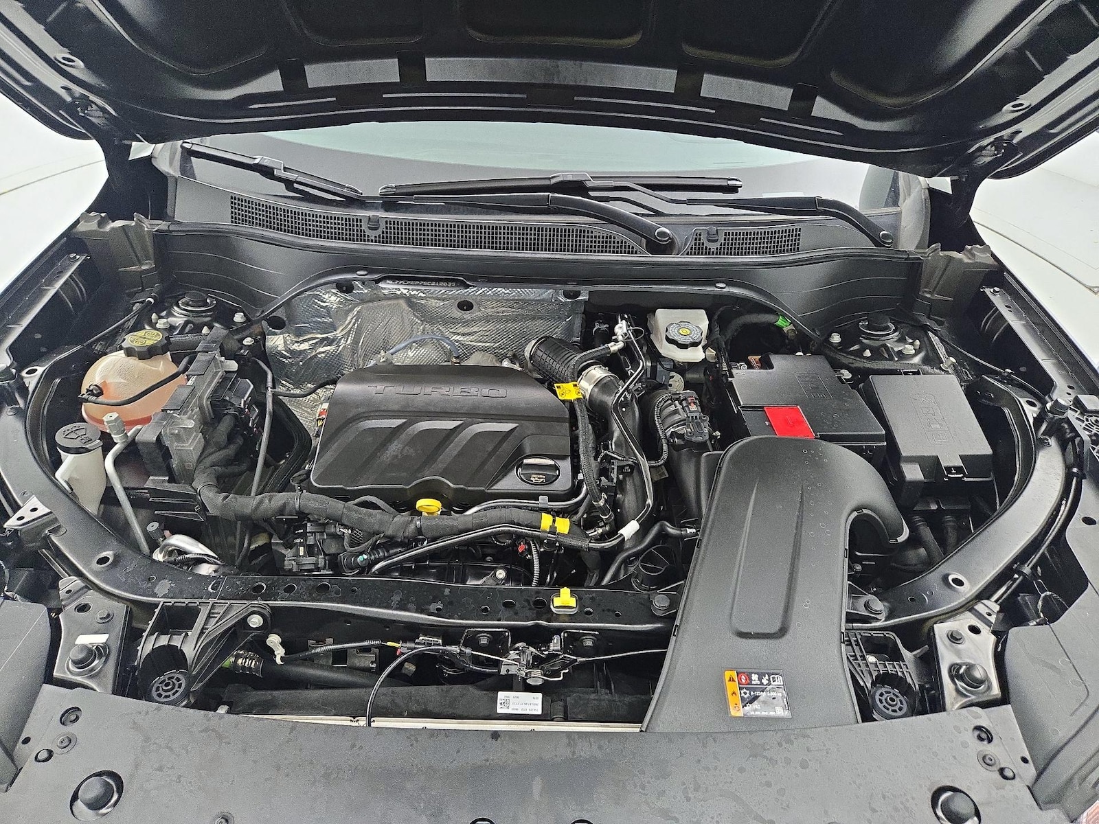 2025 Chevrolet Trax LS - Photo 23