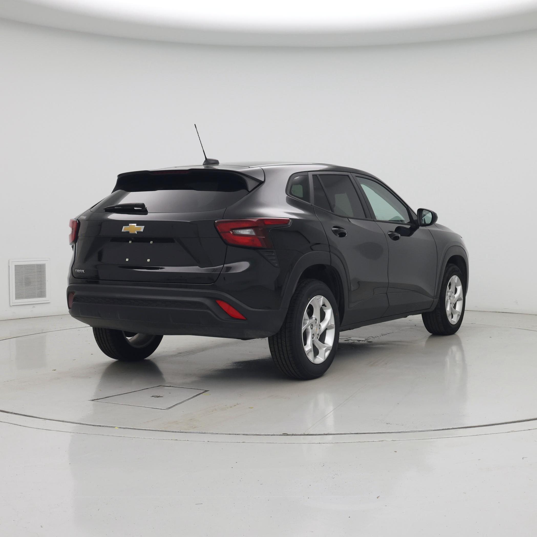 Thumbnail: 2025 Chevrolet Trax - 8
