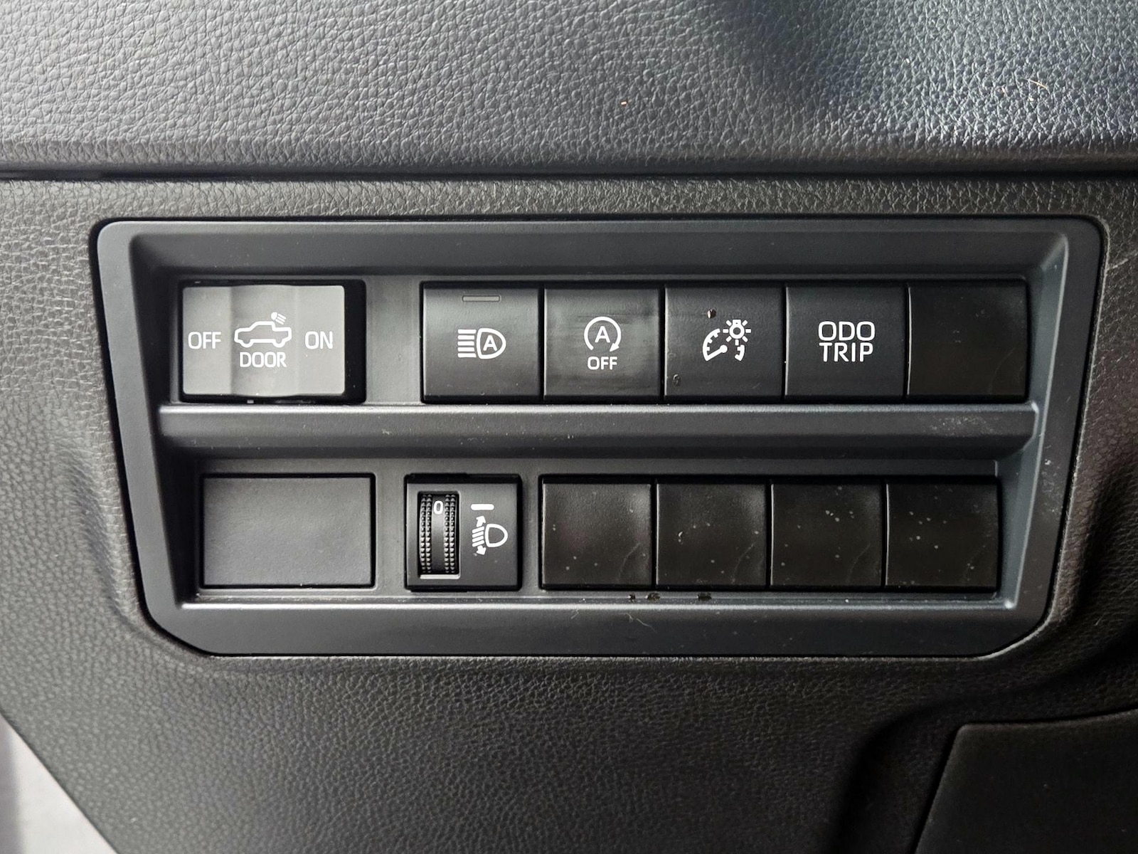 2025 Toyota Tundra SR5 - Photo 14