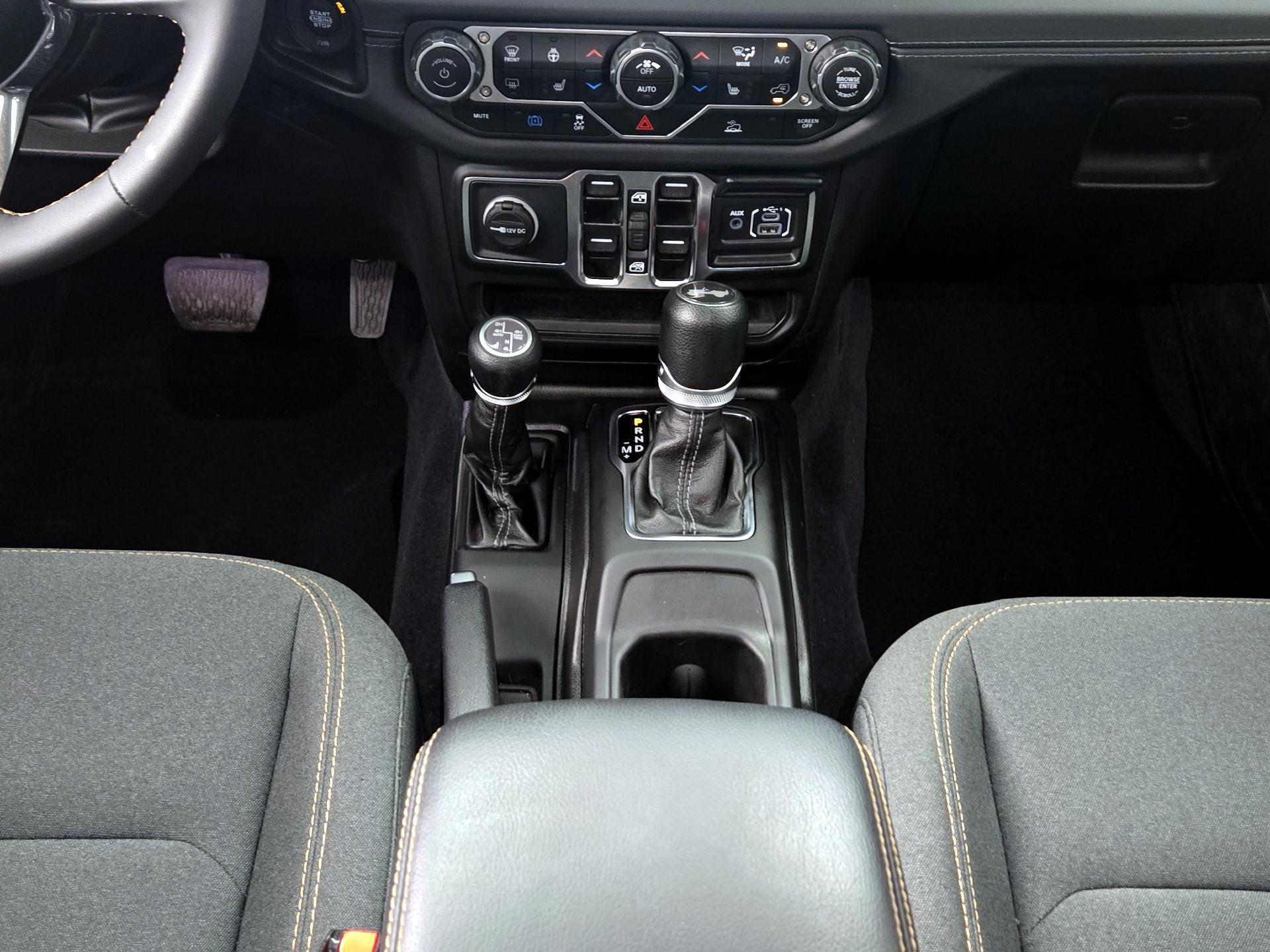 Thumbnail: 2024 Jeep Wrangler - 17