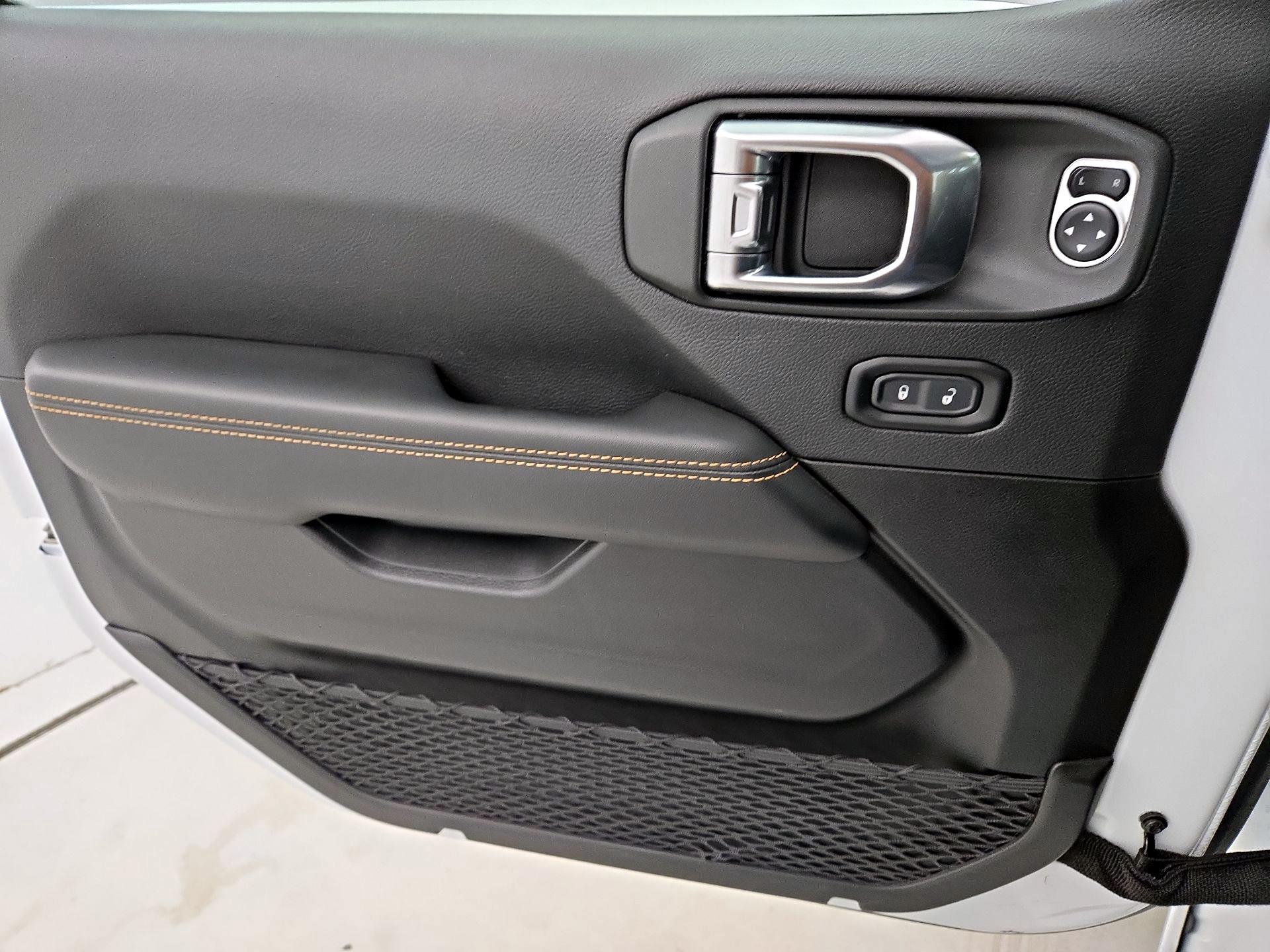 Thumbnail: 2025 Jeep Wrangler - 12