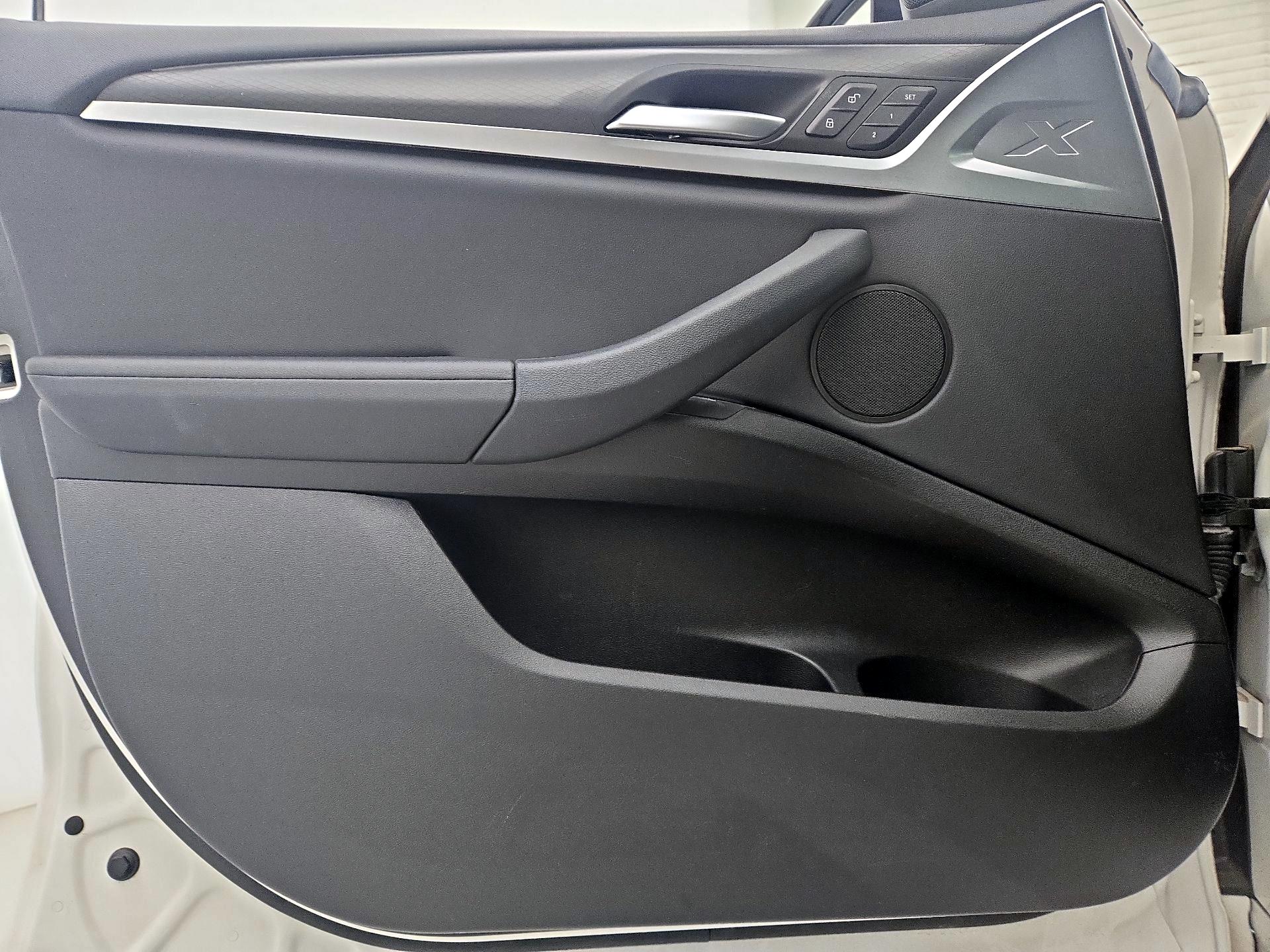 Thumbnail: 2022 BMW X3 - 12