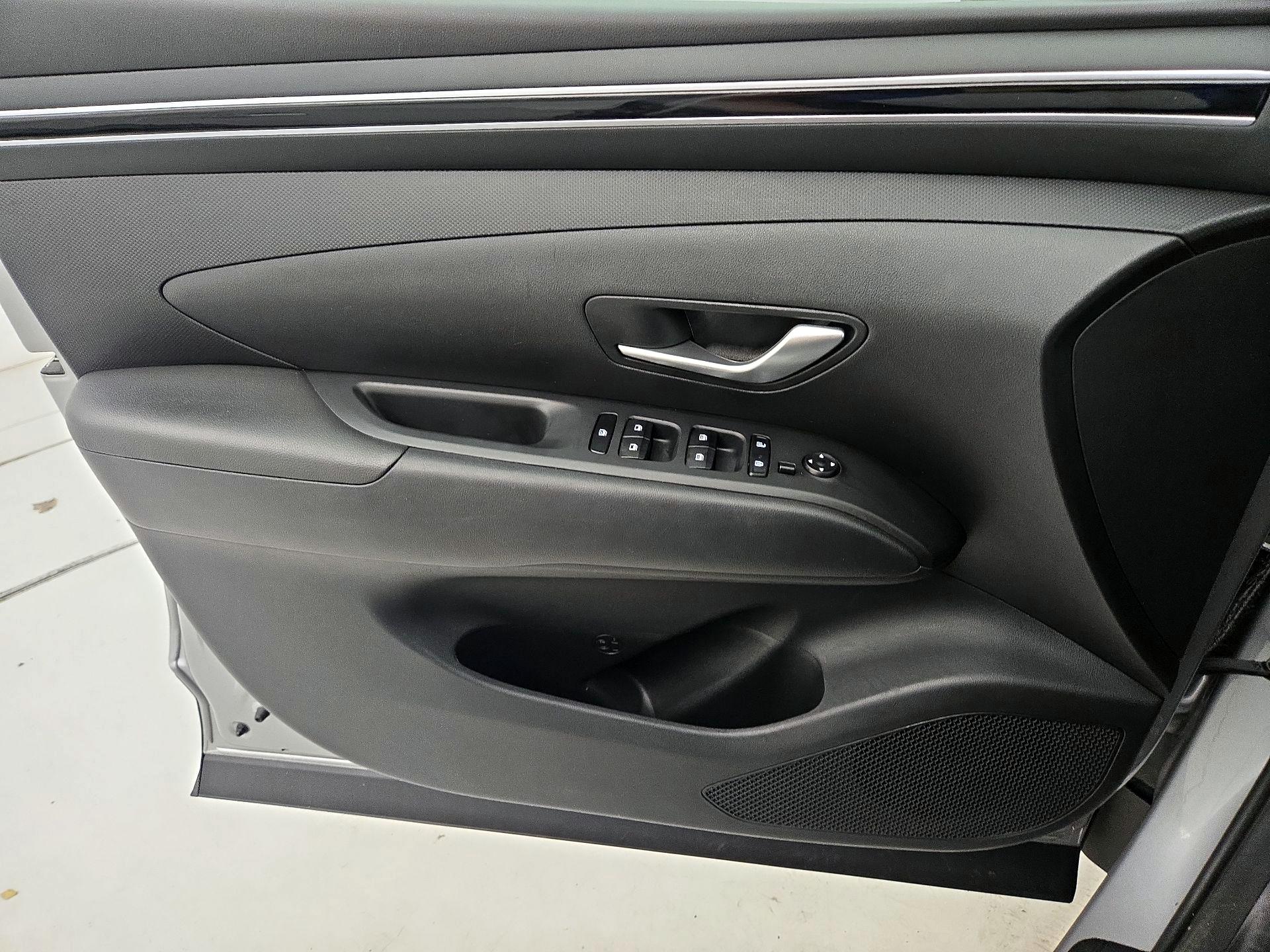 Thumbnail: 2024 Hyundai Tucson - 12