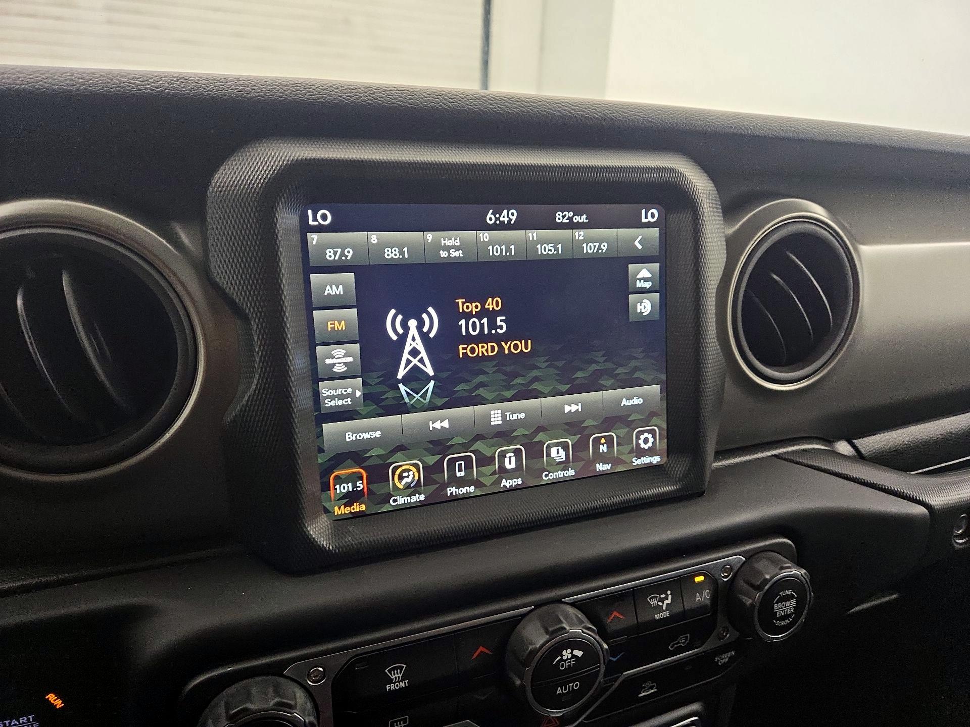 Thumbnail: 2023 Jeep Wrangler - 16