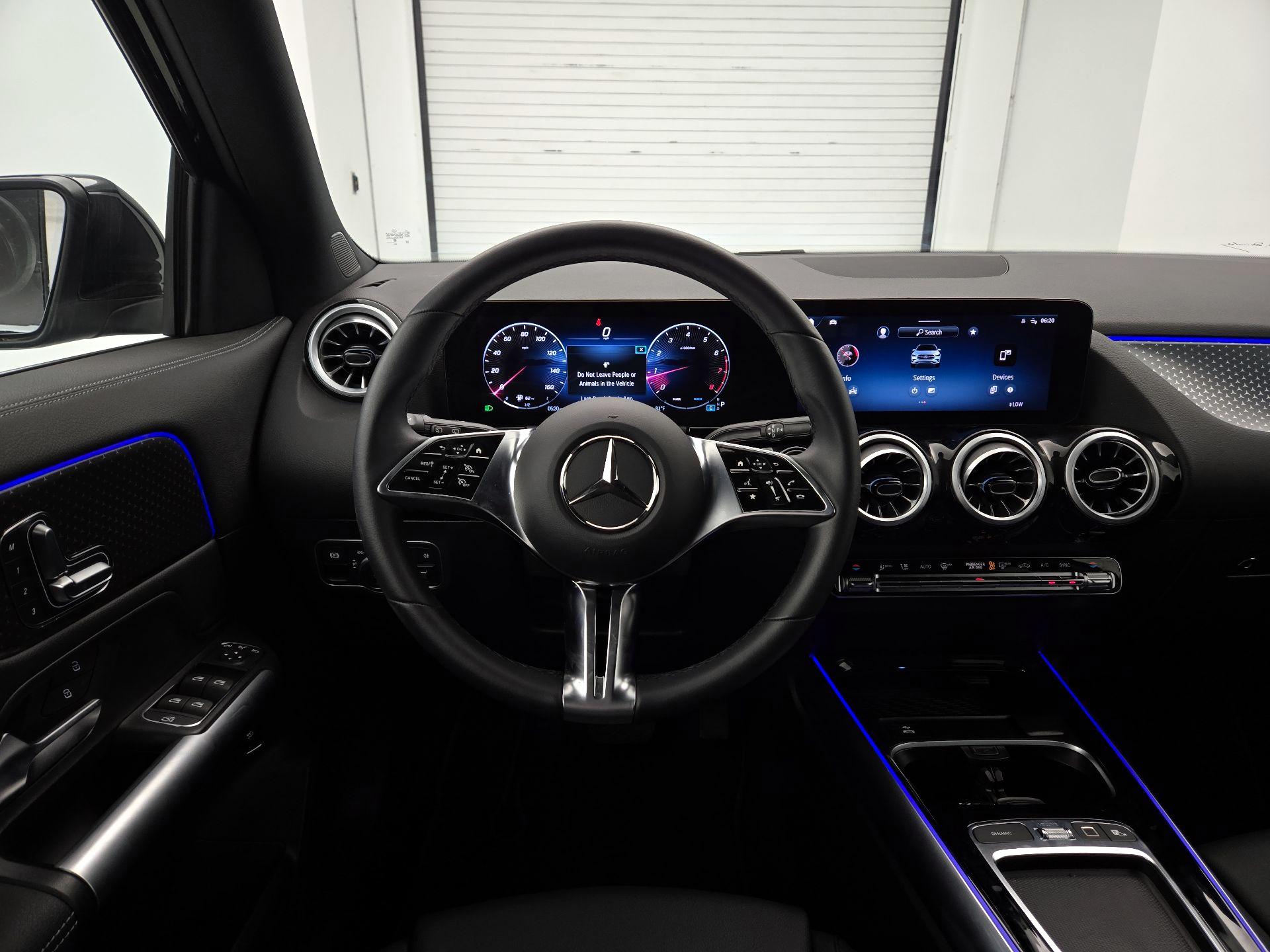 Thumbnail: 2025 Mercedes-Benz GLA - 10