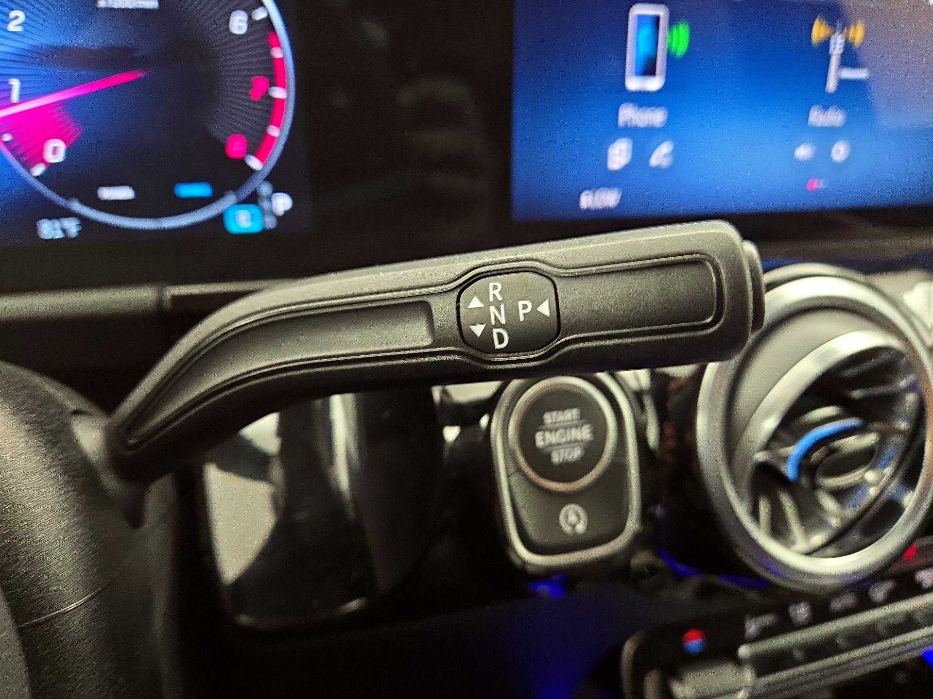 Thumbnail: 2025 Mercedes-Benz GLA - 17