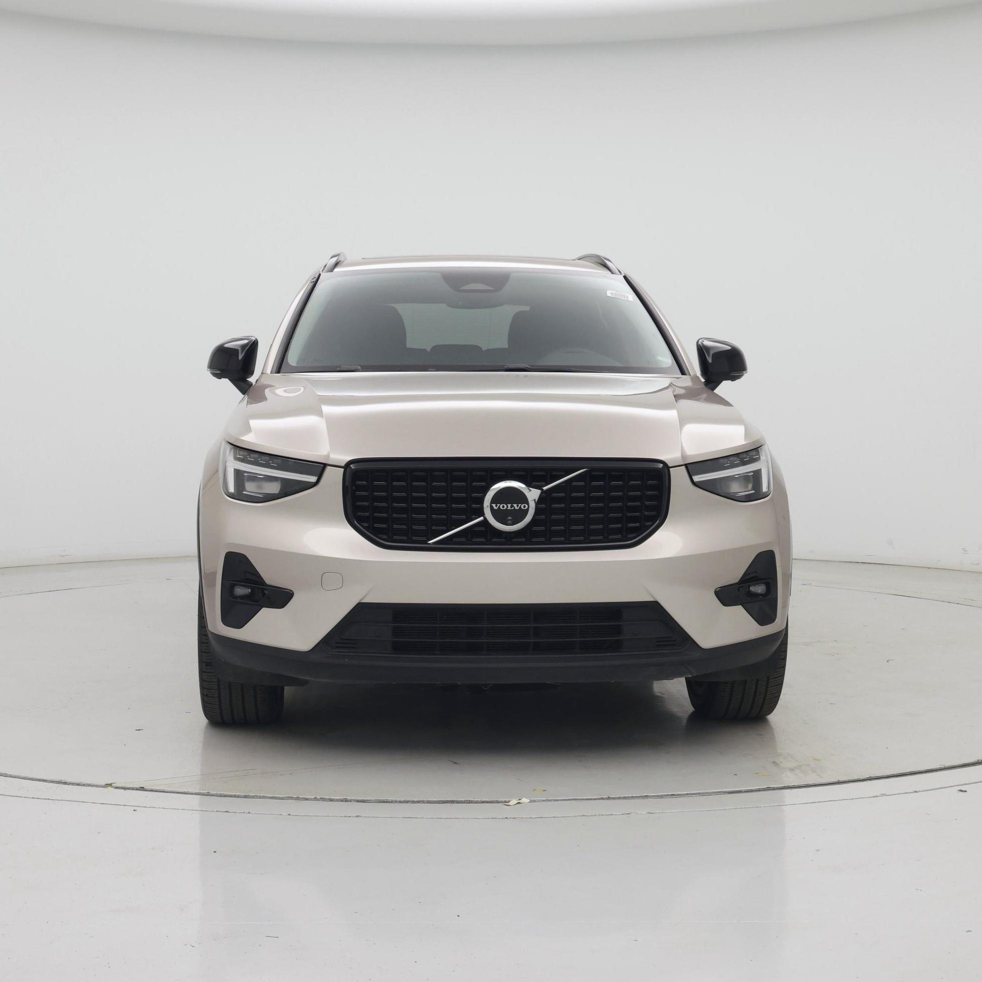 Thumbnail: 2024 Volvo XC40 - 5
